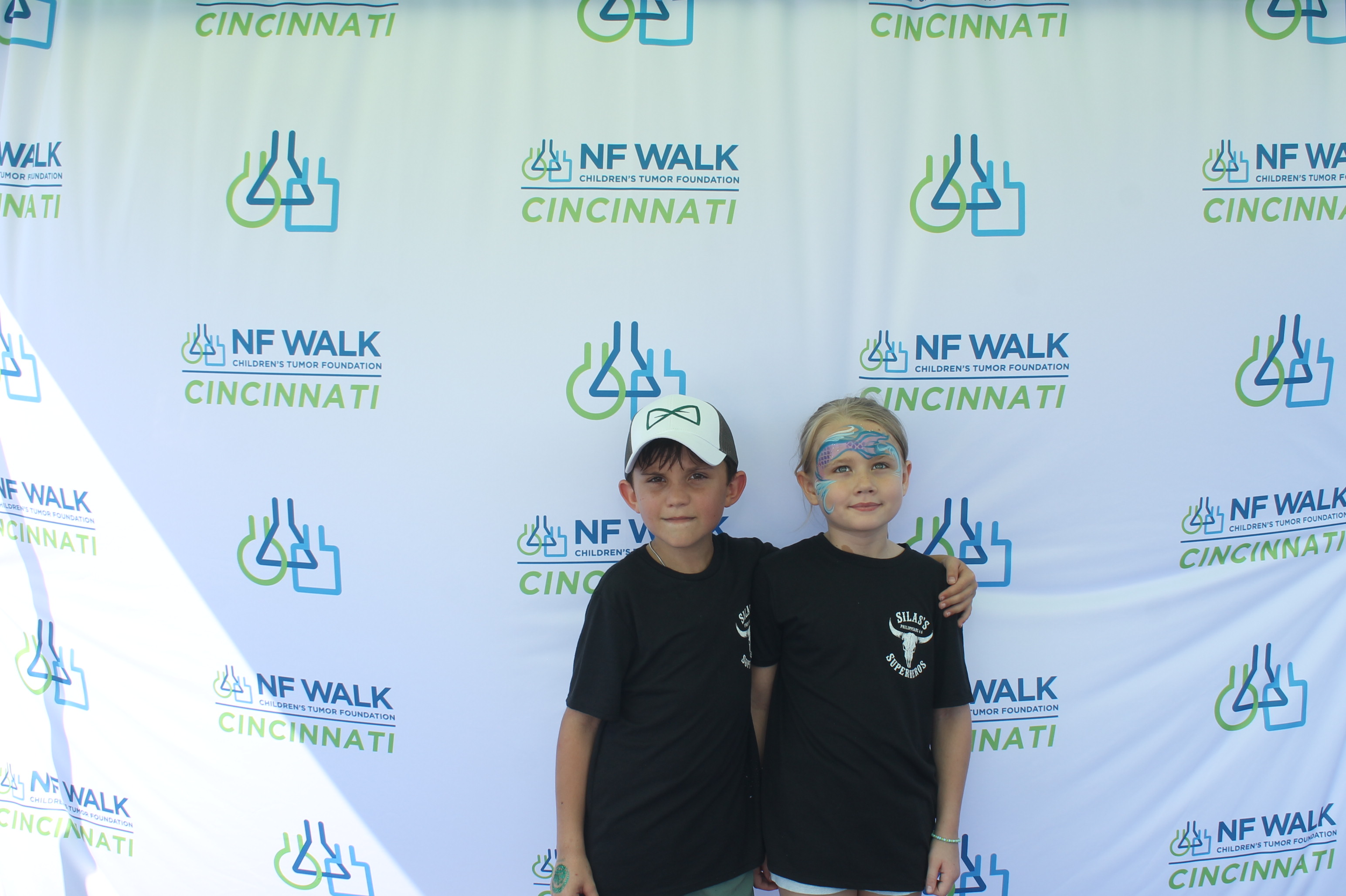 The Sine A Light NF Walk | View more photos from the event at gallery.photoboothcincy.com/u/PhotoBoothCincy/The-Sine-A-Light-NF-Walk