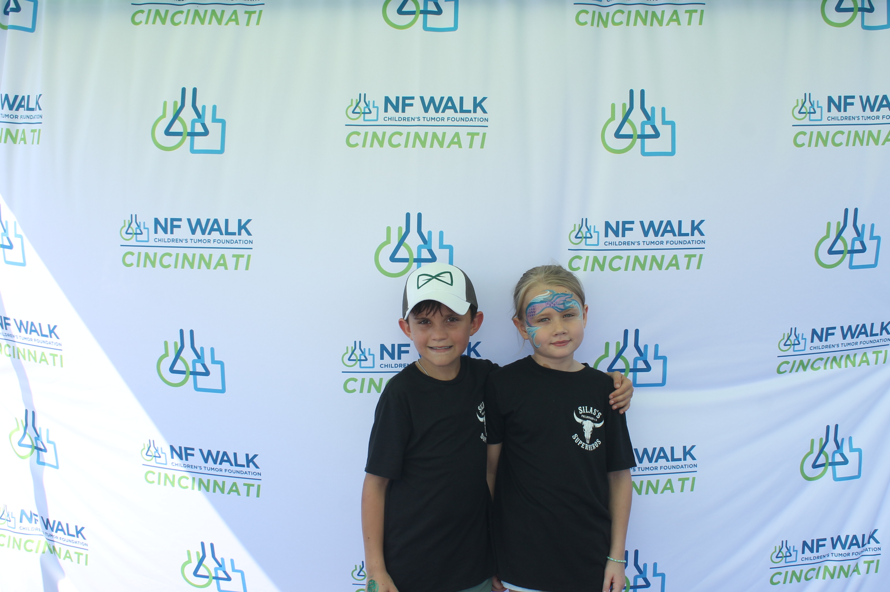 The Sine A Light NF Walk | View more photos from the event at gallery.photoboothcincy.com/u/PhotoBoothCincy/The-Sine-A-Light-NF-Walk