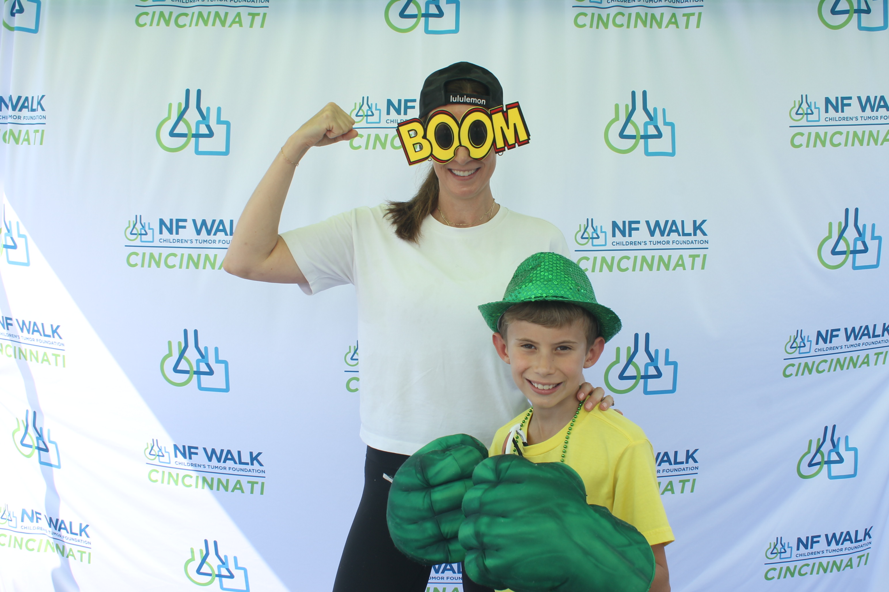 The Sine A Light NF Walk | View more photos from the event at gallery.photoboothcincy.com/u/PhotoBoothCincy/The-Sine-A-Light-NF-Walk