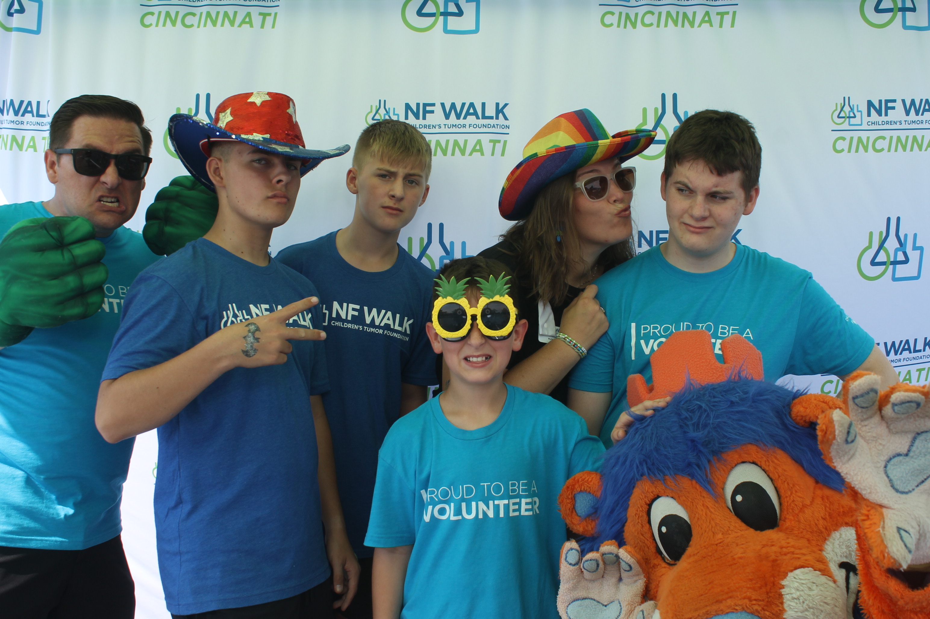 The Sine A Light NF Walk | View more photos from the event at gallery.photoboothcincy.com/u/PhotoBoothCincy/The-Sine-A-Light-NF-Walk
