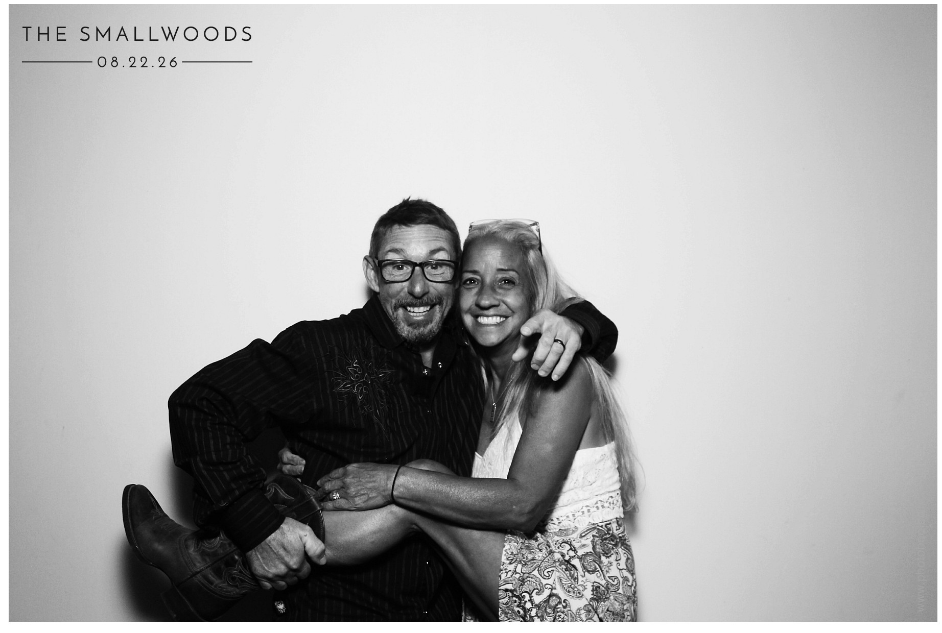 The Smallwoods | View more photos from the event at gallery.photoboothcincy.com/u/PhotoBoothCincy/The-Smallwoods