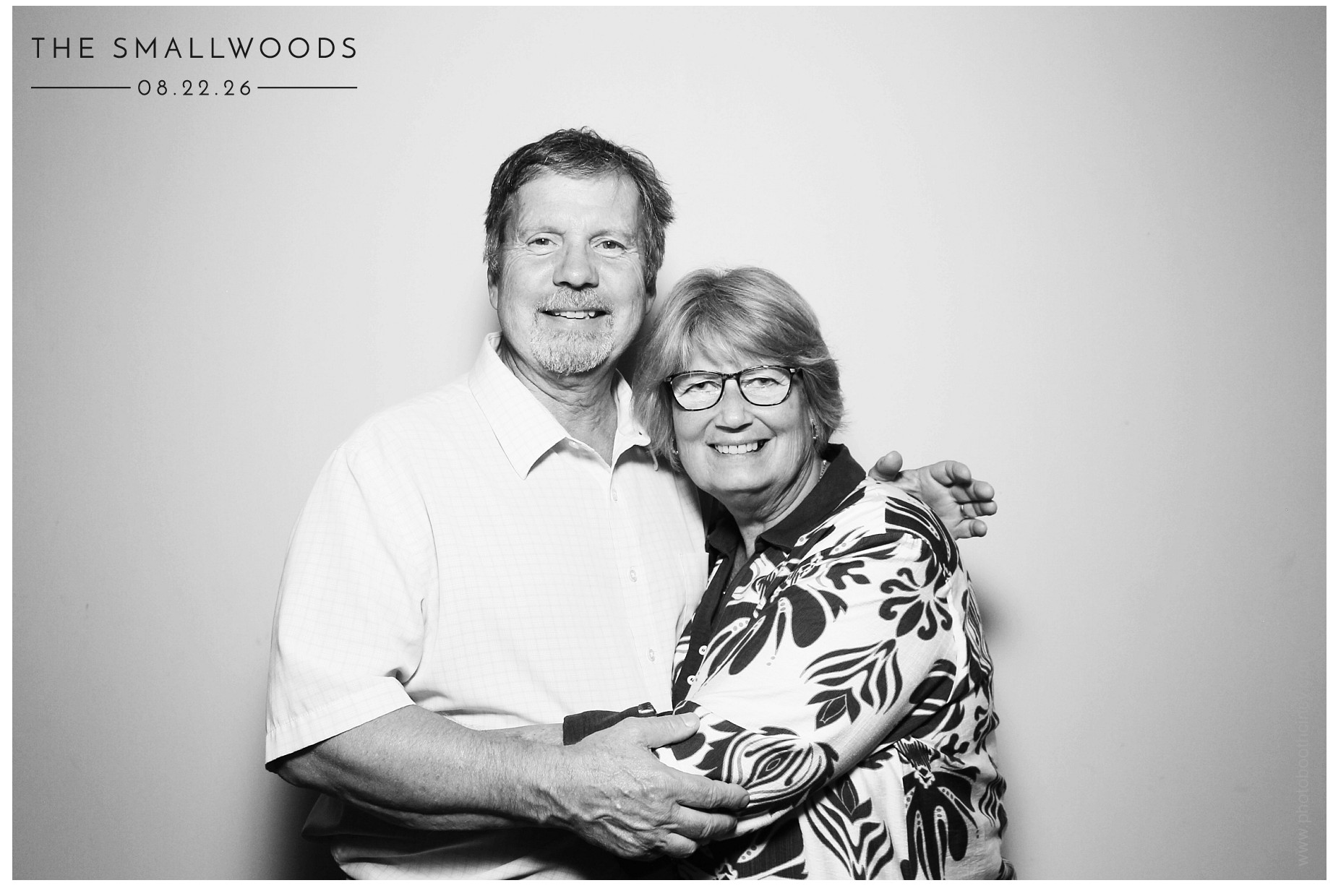 The Smallwoods | View more photos from the event at gallery.photoboothcincy.com/u/PhotoBoothCincy/The-Smallwoods