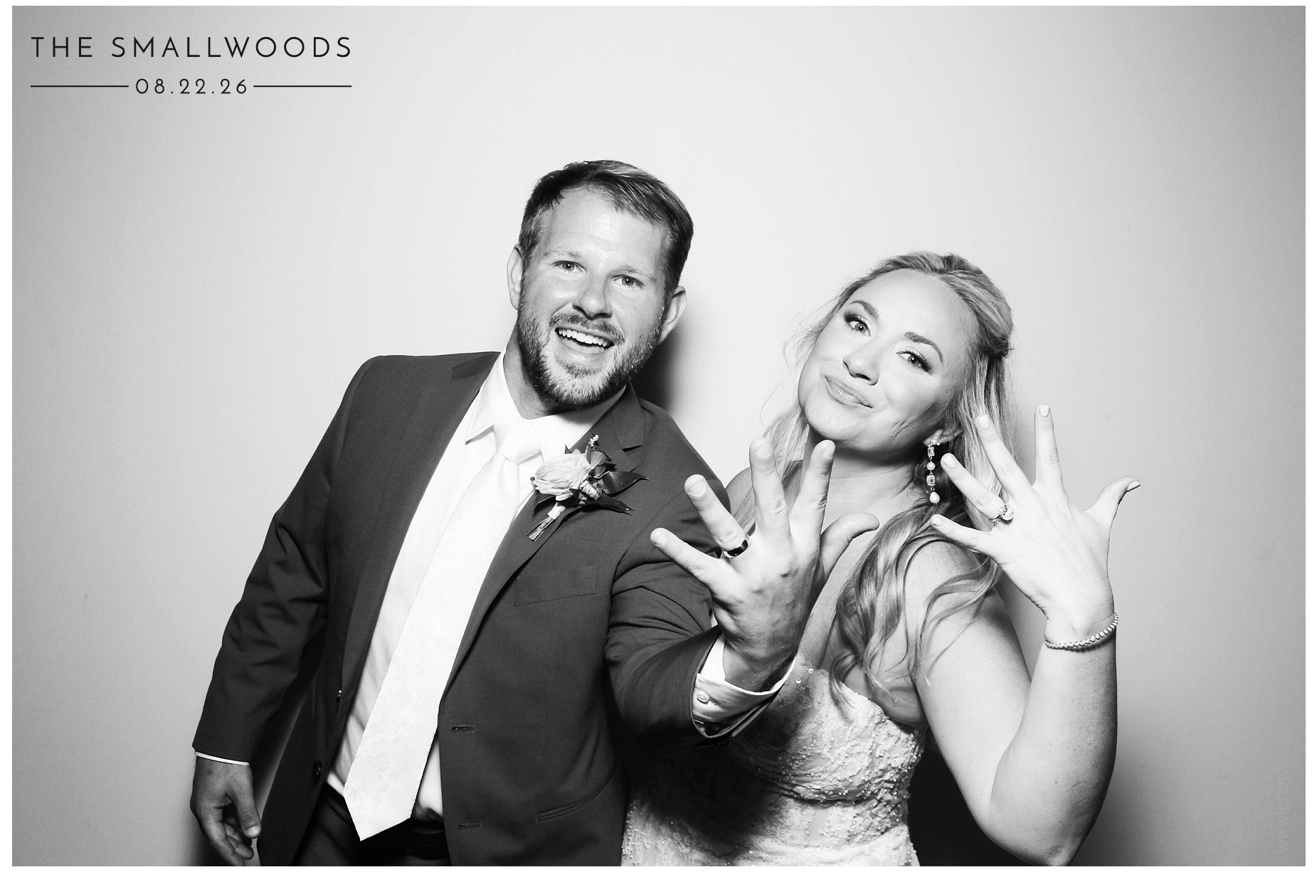 The Smallwoods | View more photos from the event at gallery.photoboothcincy.com/u/PhotoBoothCincy/The-Smallwoods