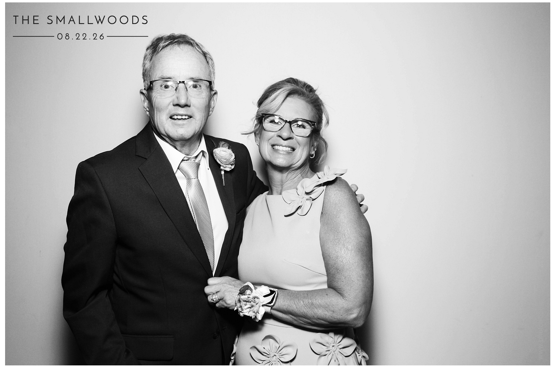 The Smallwoods | View more photos from the event at gallery.photoboothcincy.com/u/PhotoBoothCincy/The-Smallwoods