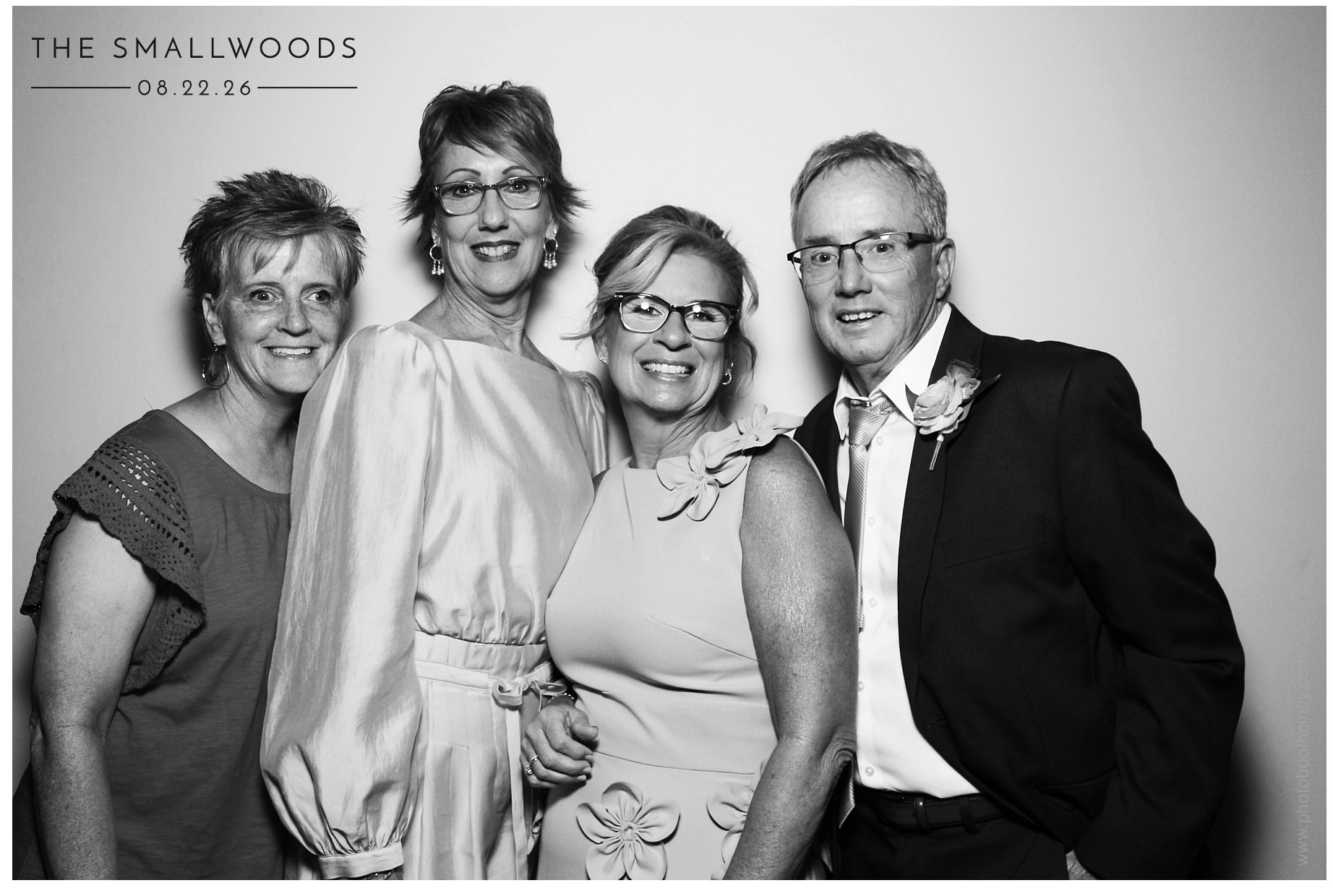 The Smallwoods | View more photos from the event at gallery.photoboothcincy.com/u/PhotoBoothCincy/The-Smallwoods