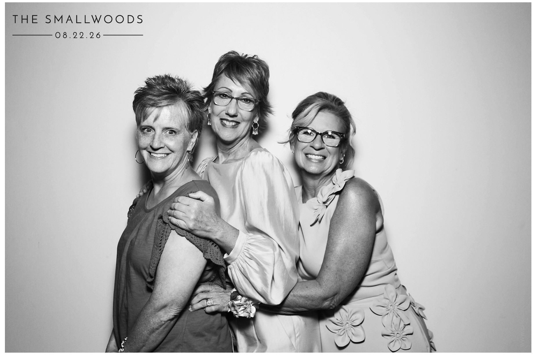 The Smallwoods | View more photos from the event at gallery.photoboothcincy.com/u/PhotoBoothCincy/The-Smallwoods