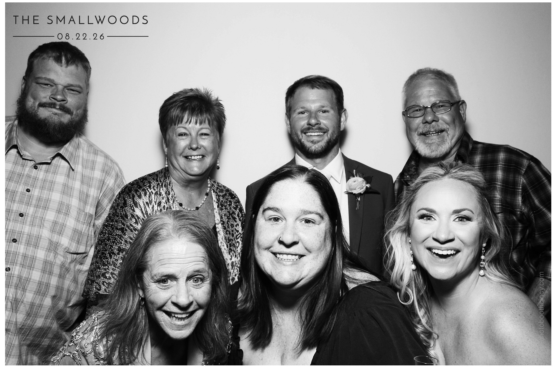 The Smallwoods | View more photos from the event at gallery.photoboothcincy.com/u/PhotoBoothCincy/The-Smallwoods