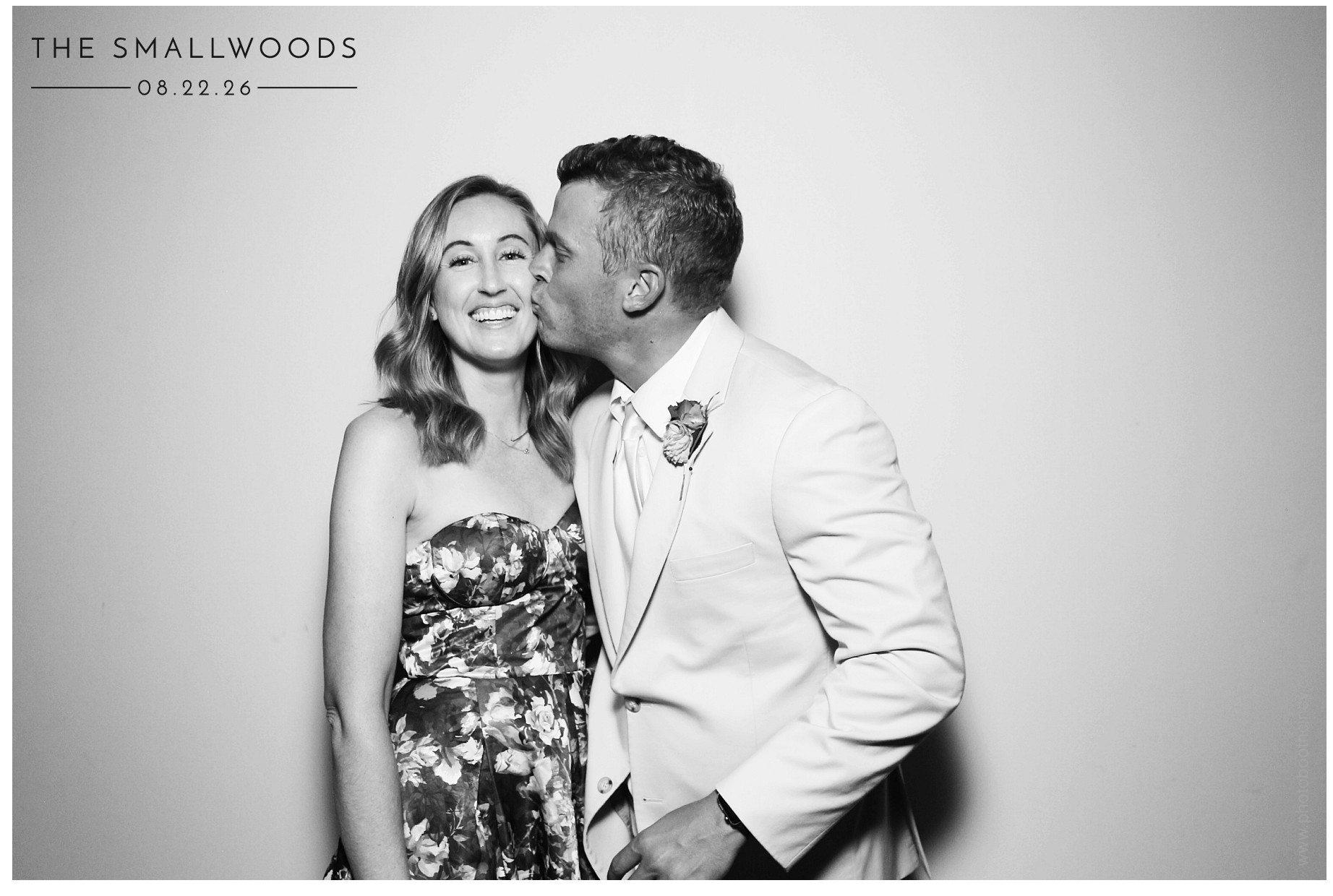 The Smallwoods | View more photos from the event at gallery.photoboothcincy.com/u/PhotoBoothCincy/The-Smallwoods