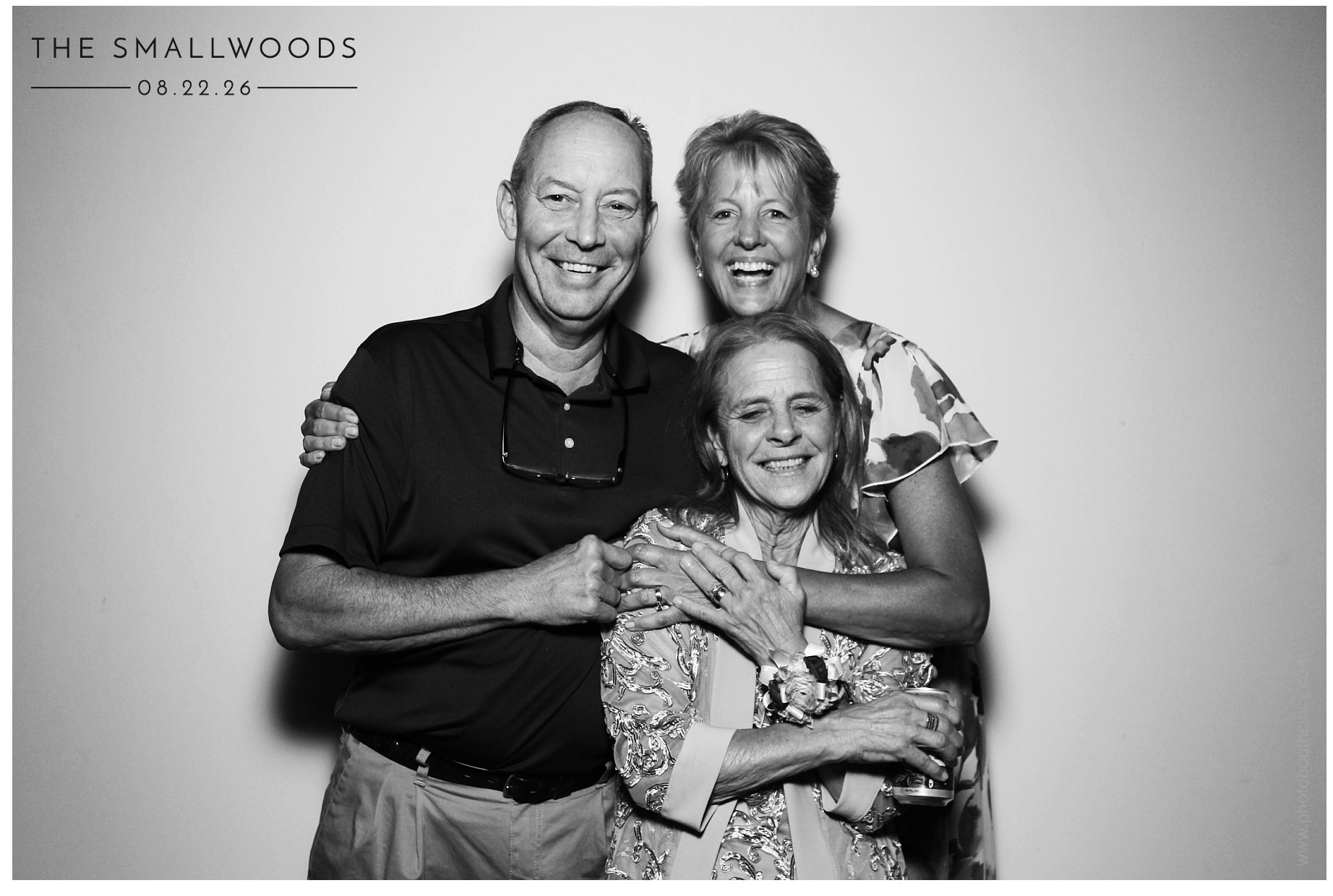 The Smallwoods | View more photos from the event at gallery.photoboothcincy.com/u/PhotoBoothCincy/The-Smallwoods