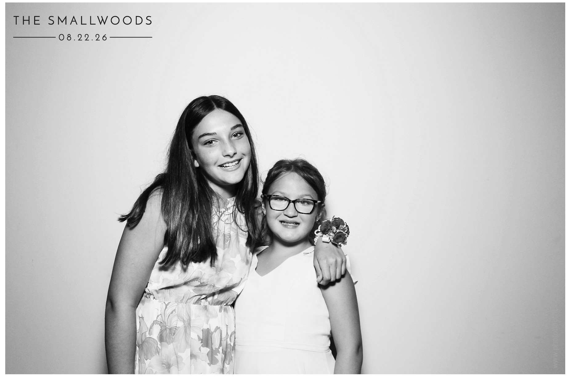 The Smallwoods | View more photos from the event at gallery.photoboothcincy.com/u/PhotoBoothCincy/The-Smallwoods