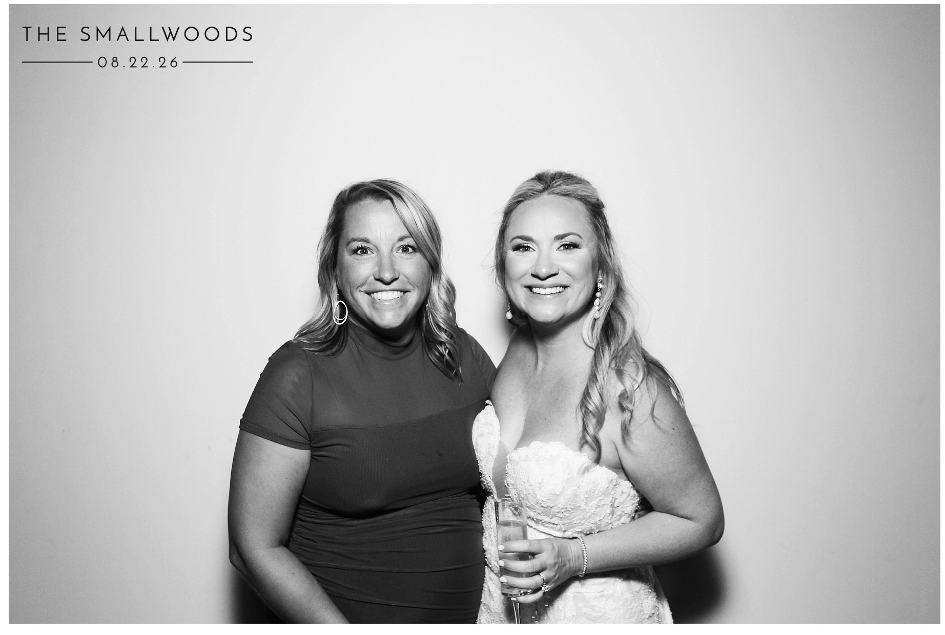 The Smallwoods | View more photos from the event at gallery.photoboothcincy.com/u/PhotoBoothCincy/The-Smallwoods