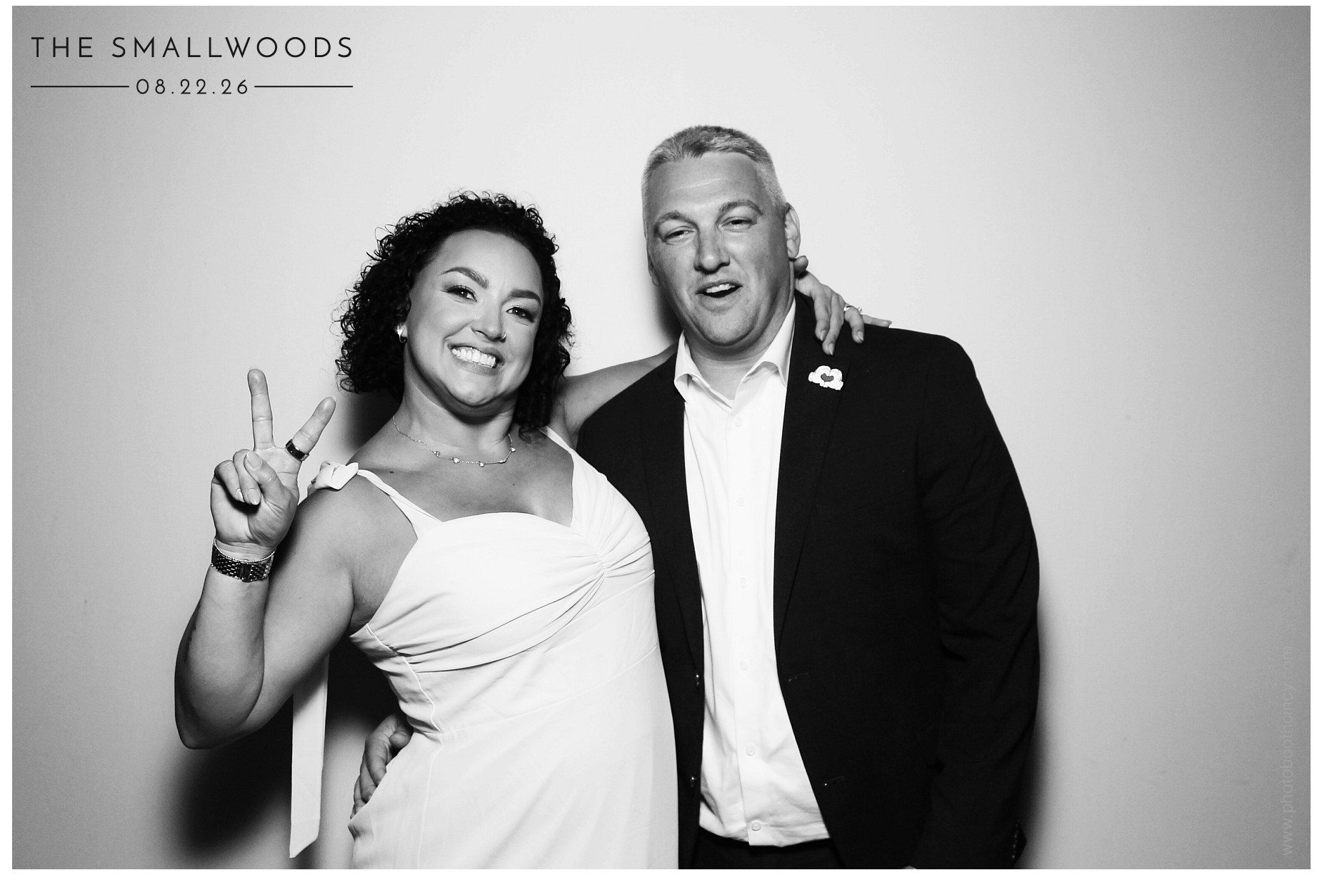 The Smallwoods | View more photos from the event at gallery.photoboothcincy.com/u/PhotoBoothCincy/The-Smallwoods
