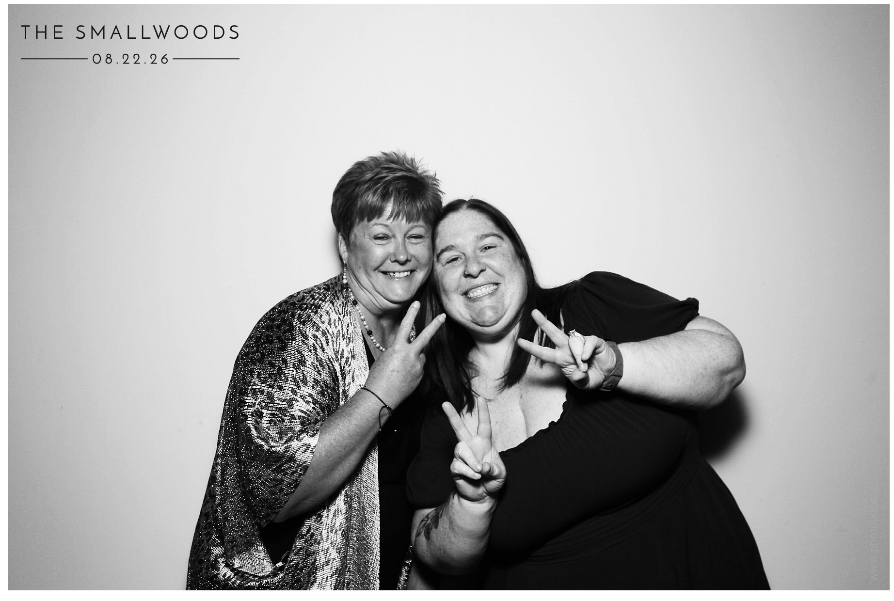 The Smallwoods | View more photos from the event at gallery.photoboothcincy.com/u/PhotoBoothCincy/The-Smallwoods