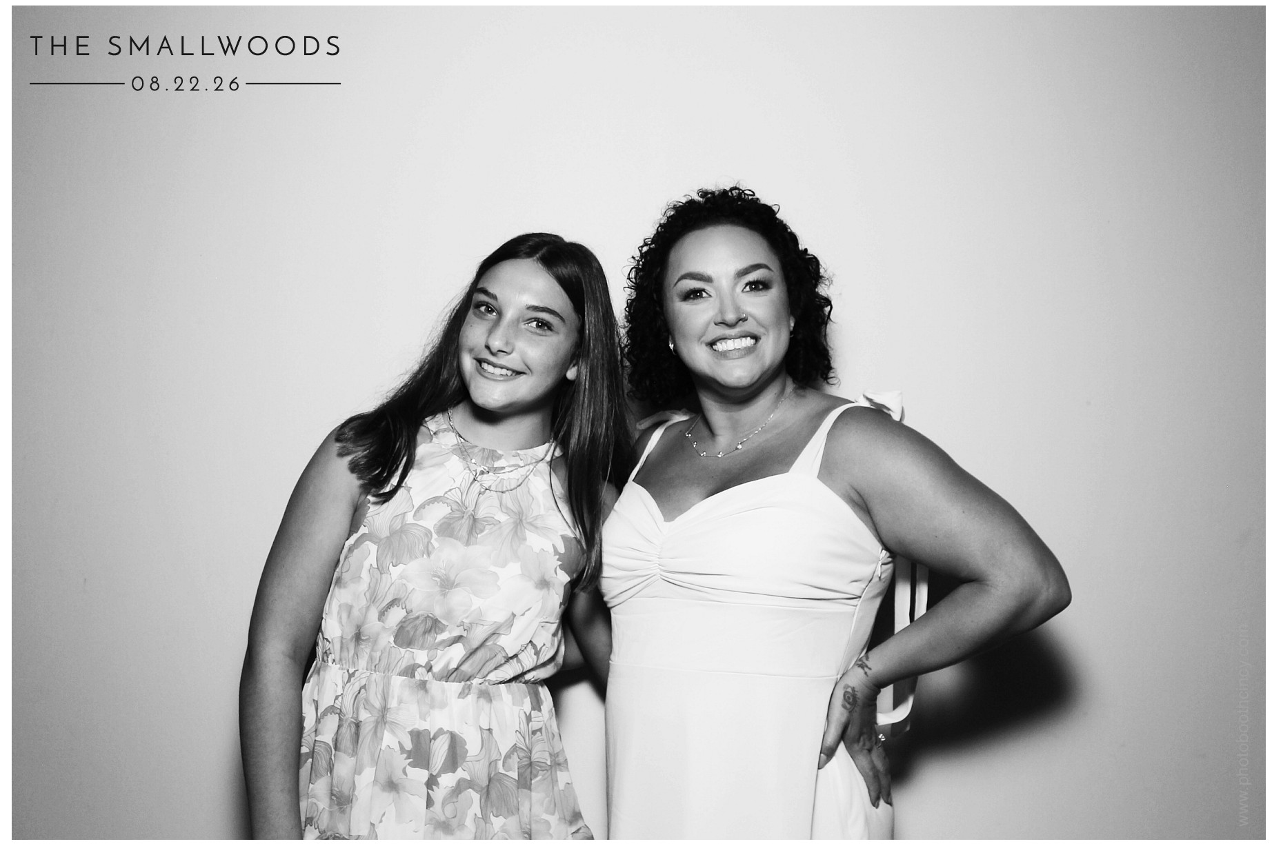 The Smallwoods | View more photos from the event at gallery.photoboothcincy.com/u/PhotoBoothCincy/The-Smallwoods