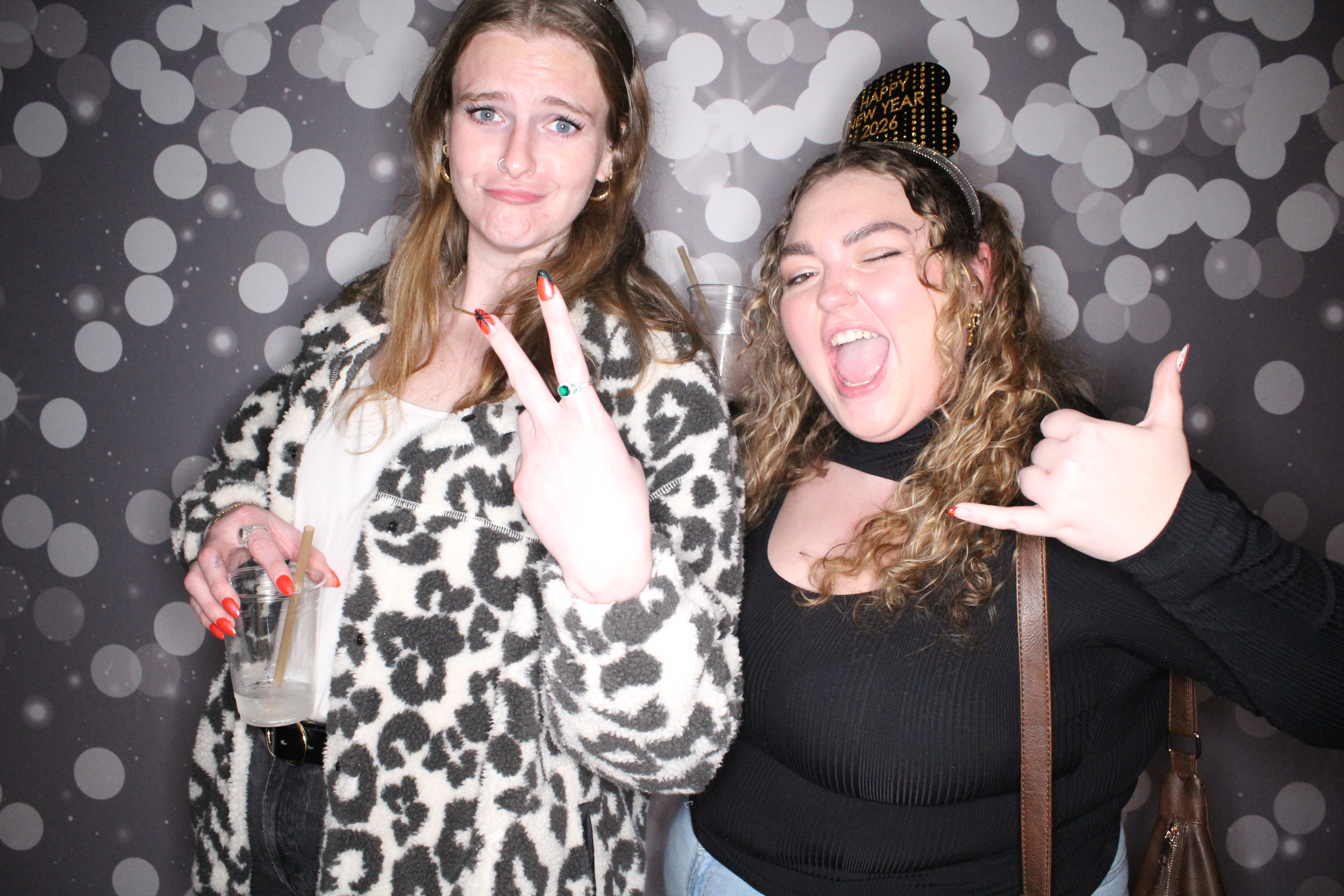 The Standard NYE Party | View more photos from the event at gallery.photoboothcincy.com/u/PhotoBoothCincy/The-Standard-NYE-Party