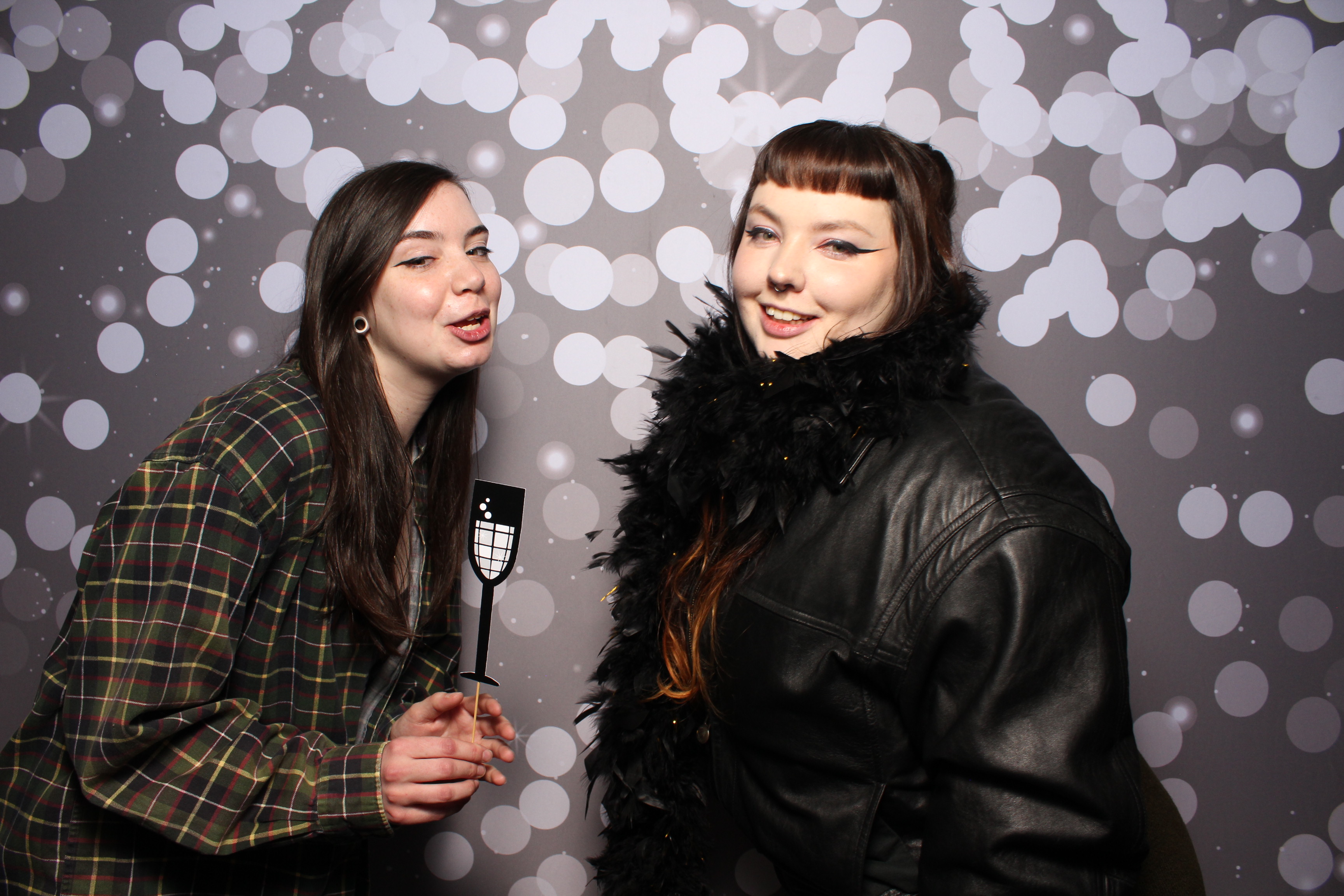The Standard NYE Party | View more photos from the event at gallery.photoboothcincy.com/u/PhotoBoothCincy/The-Standard-NYE-Party
