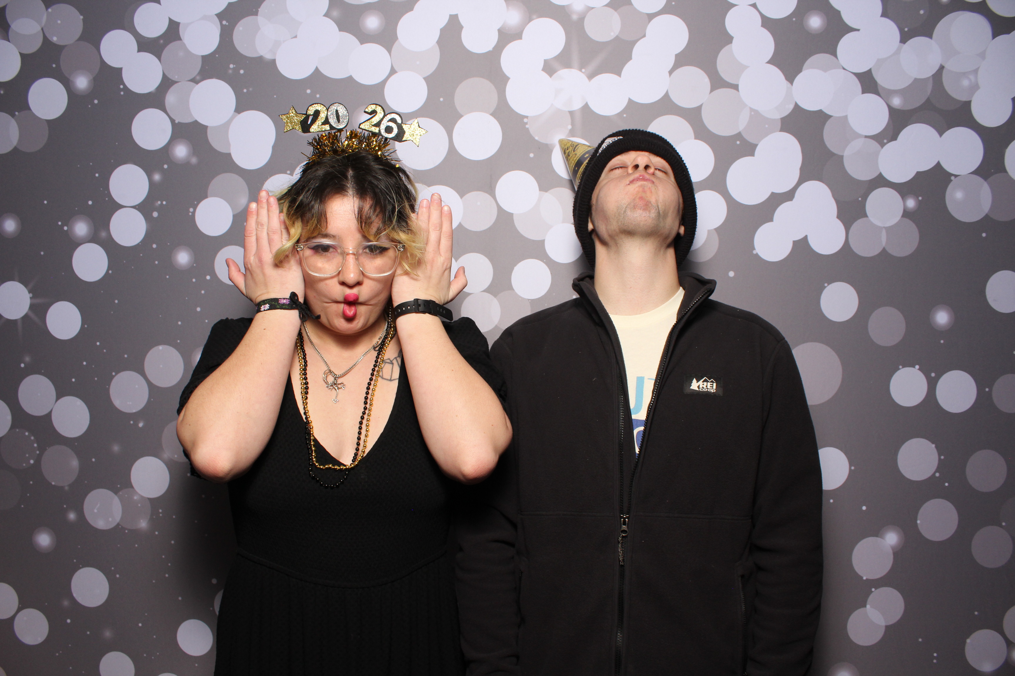 The Standard NYE Party | View more photos from the event at gallery.photoboothcincy.com/u/PhotoBoothCincy/The-Standard-NYE-Party