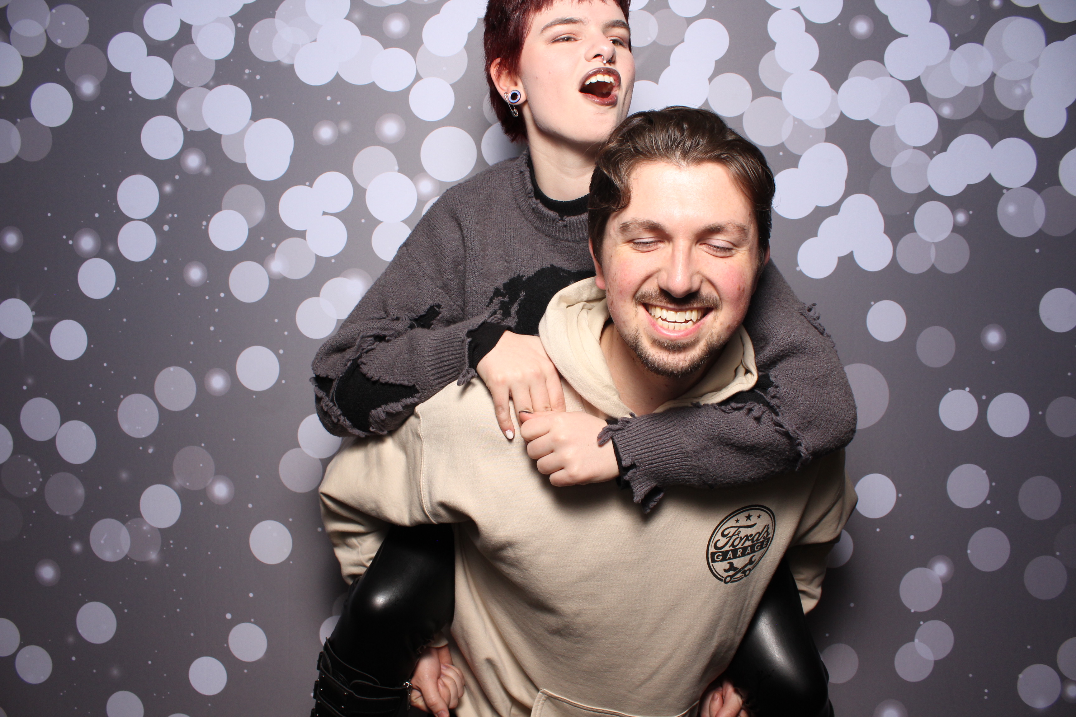 The Standard NYE Party | View more photos from the event at gallery.photoboothcincy.com/u/PhotoBoothCincy/The-Standard-NYE-Party