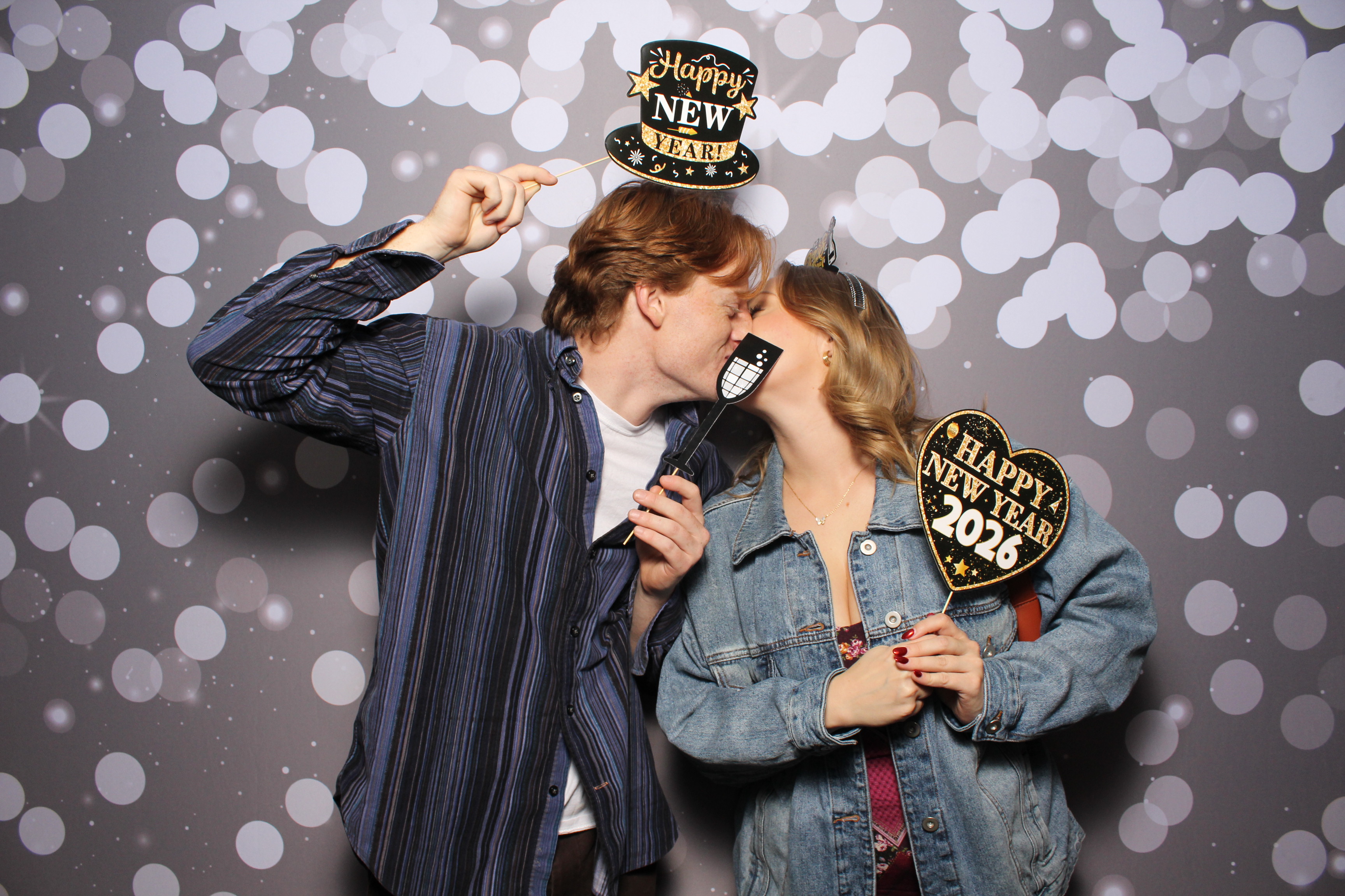 The Standard NYE Party | View more photos from the event at gallery.photoboothcincy.com/u/PhotoBoothCincy/The-Standard-NYE-Party