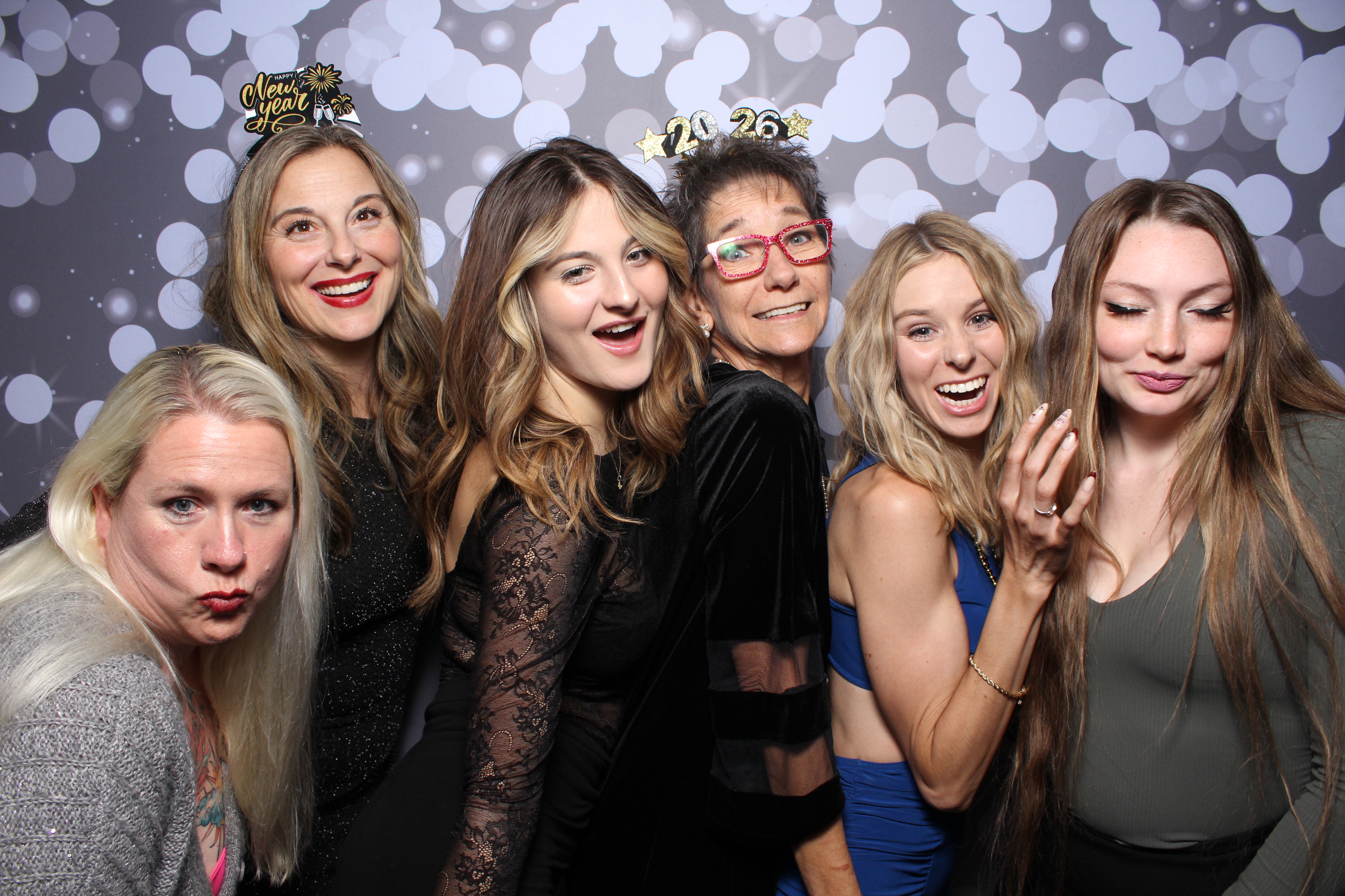 The Standard NYE Party | View more photos from the event at gallery.photoboothcincy.com/u/PhotoBoothCincy/The-Standard-NYE-Party