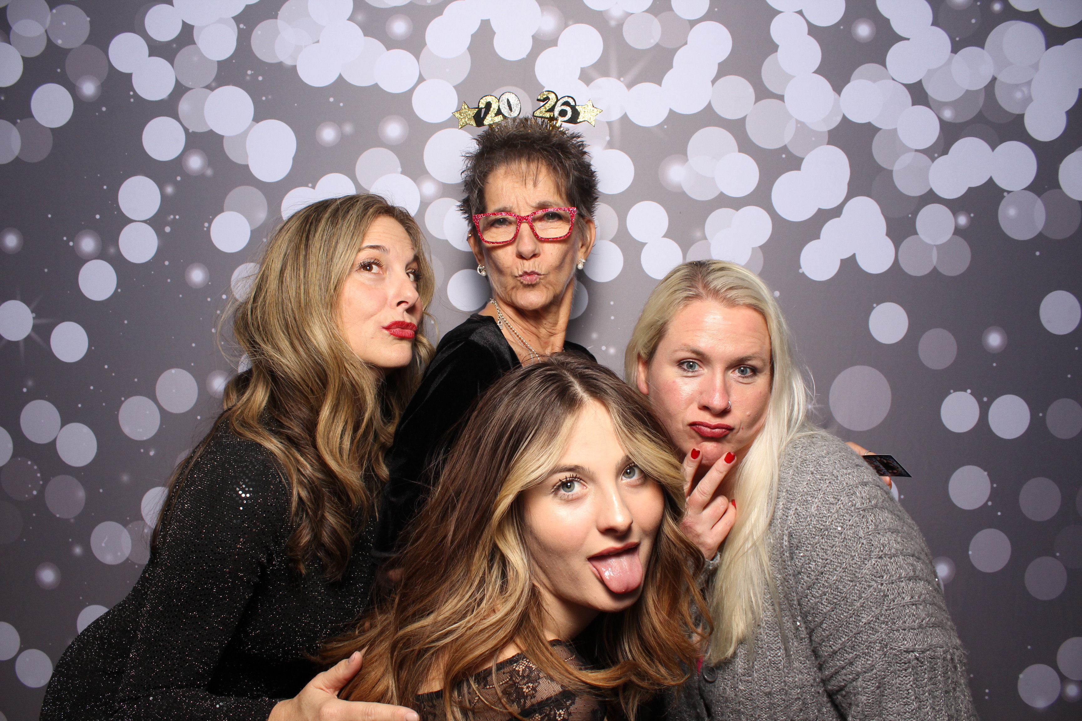 The Standard NYE Party | View more photos from the event at gallery.photoboothcincy.com/u/PhotoBoothCincy/The-Standard-NYE-Party