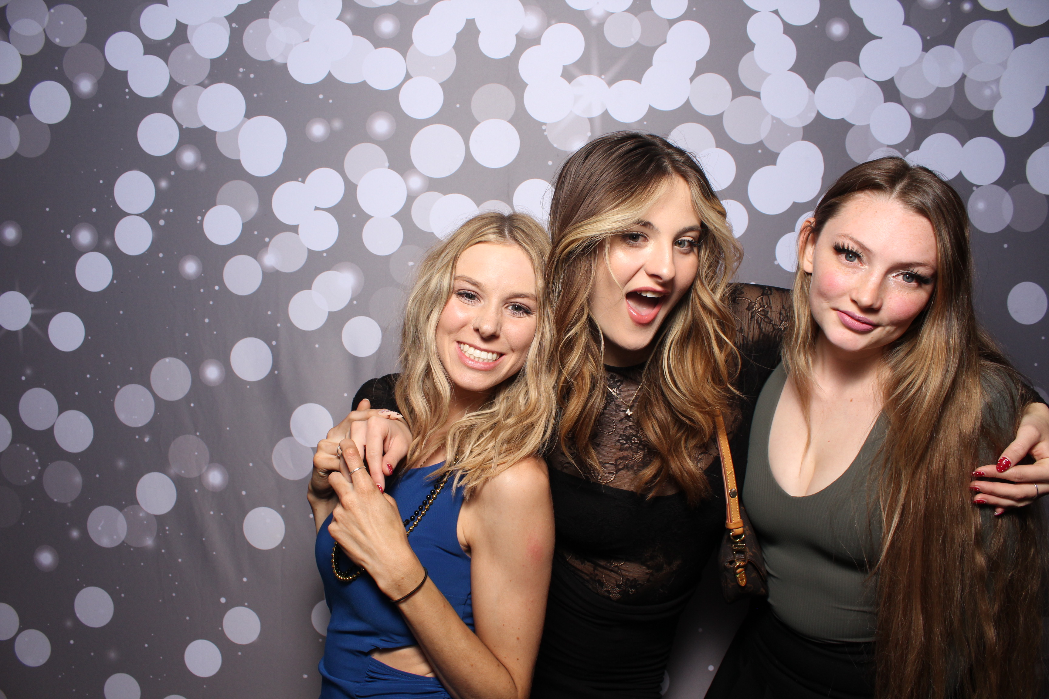 The Standard NYE Party | View more photos from the event at gallery.photoboothcincy.com/u/PhotoBoothCincy/The-Standard-NYE-Party