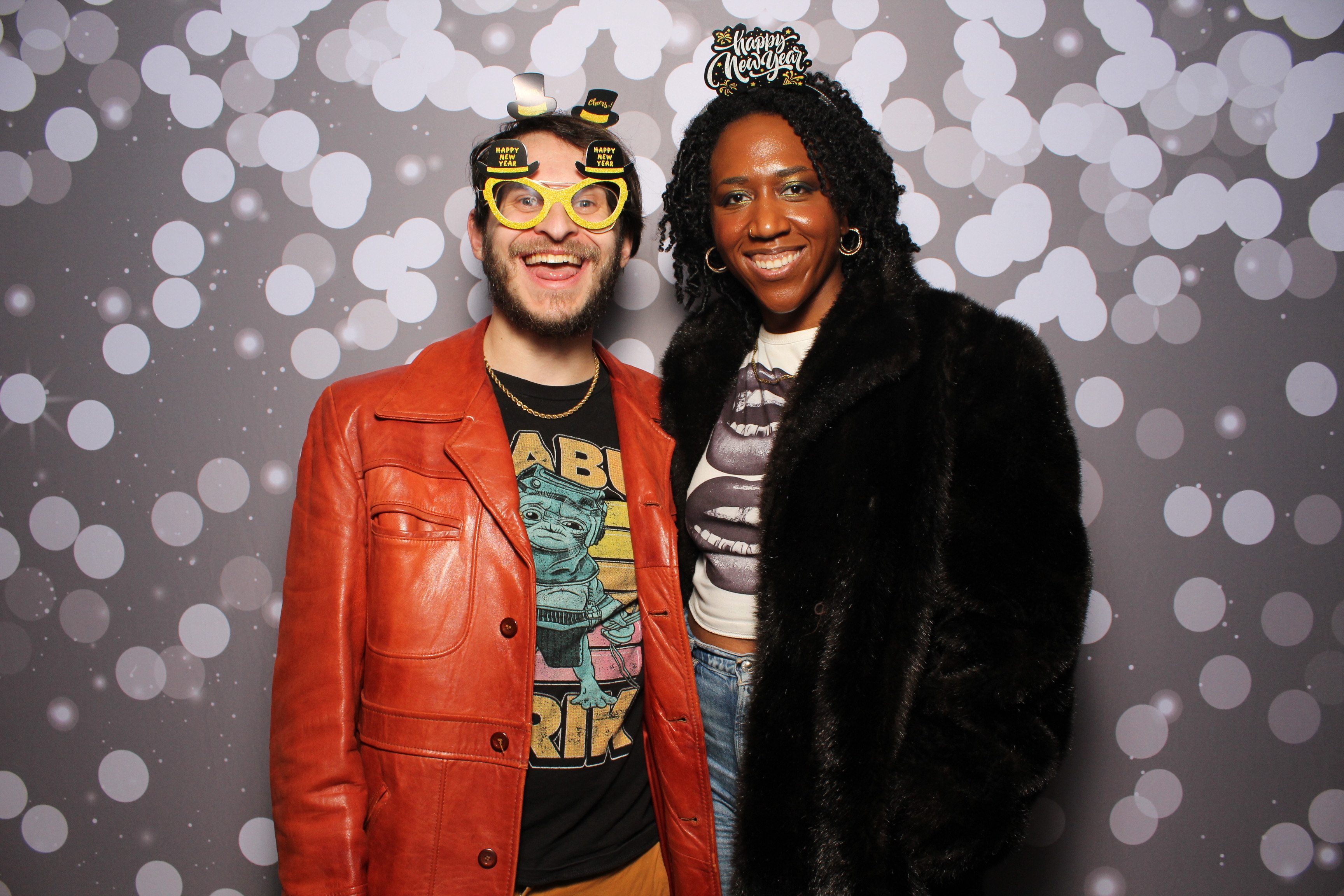 The Standard NYE Party | View more photos from the event at gallery.photoboothcincy.com/u/PhotoBoothCincy/The-Standard-NYE-Party
