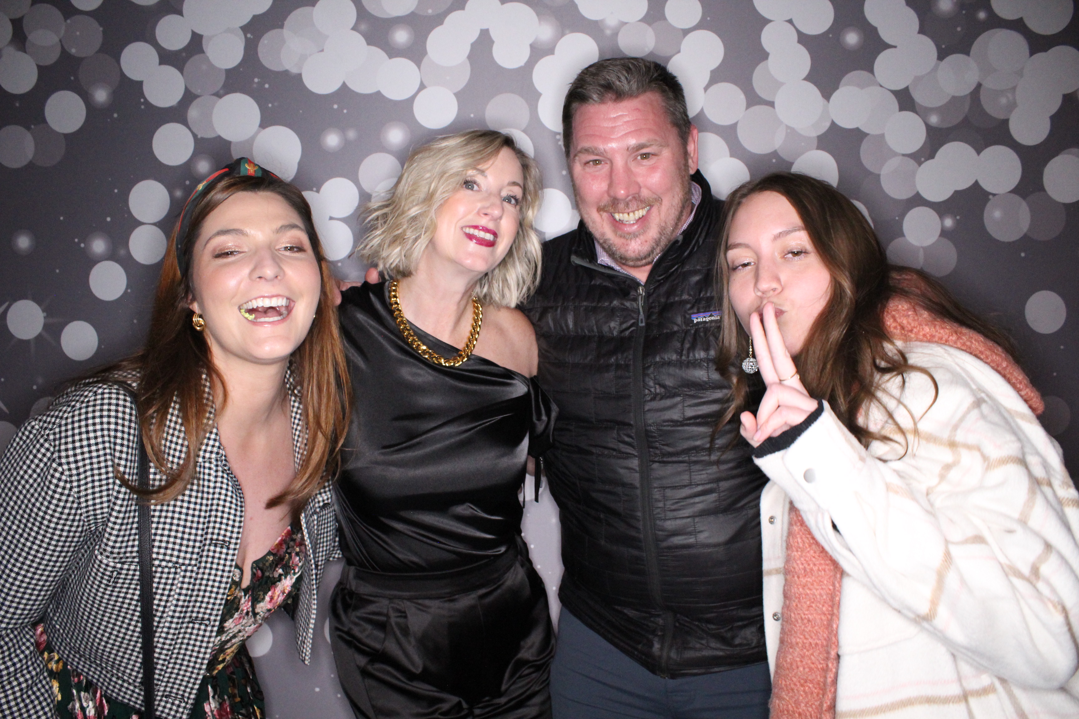 The Standard NYE Party | View more photos from the event at gallery.photoboothcincy.com/u/PhotoBoothCincy/The-Standard-NYE-Party
