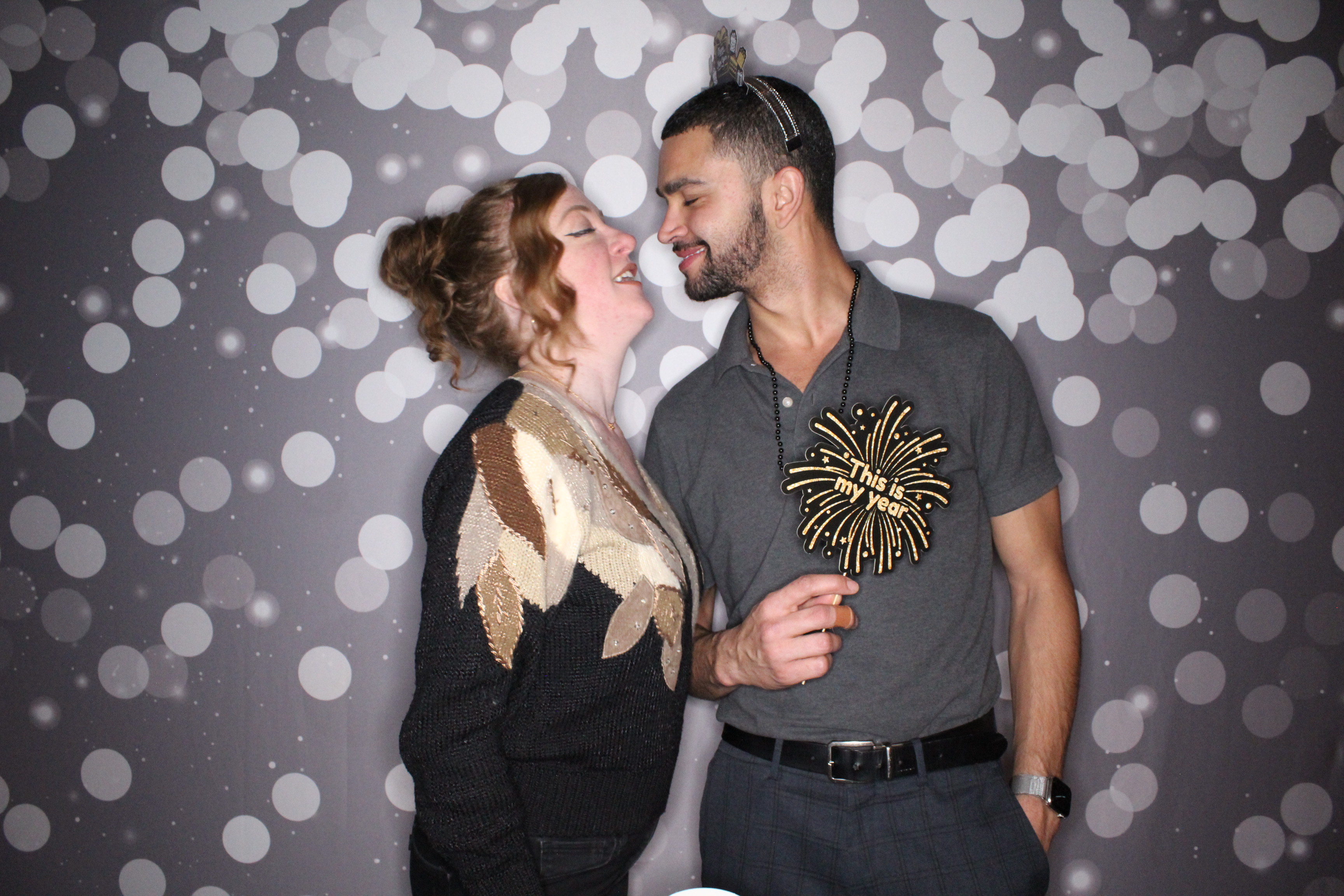 The Standard NYE Party | View more photos from the event at gallery.photoboothcincy.com/u/PhotoBoothCincy/The-Standard-NYE-Party