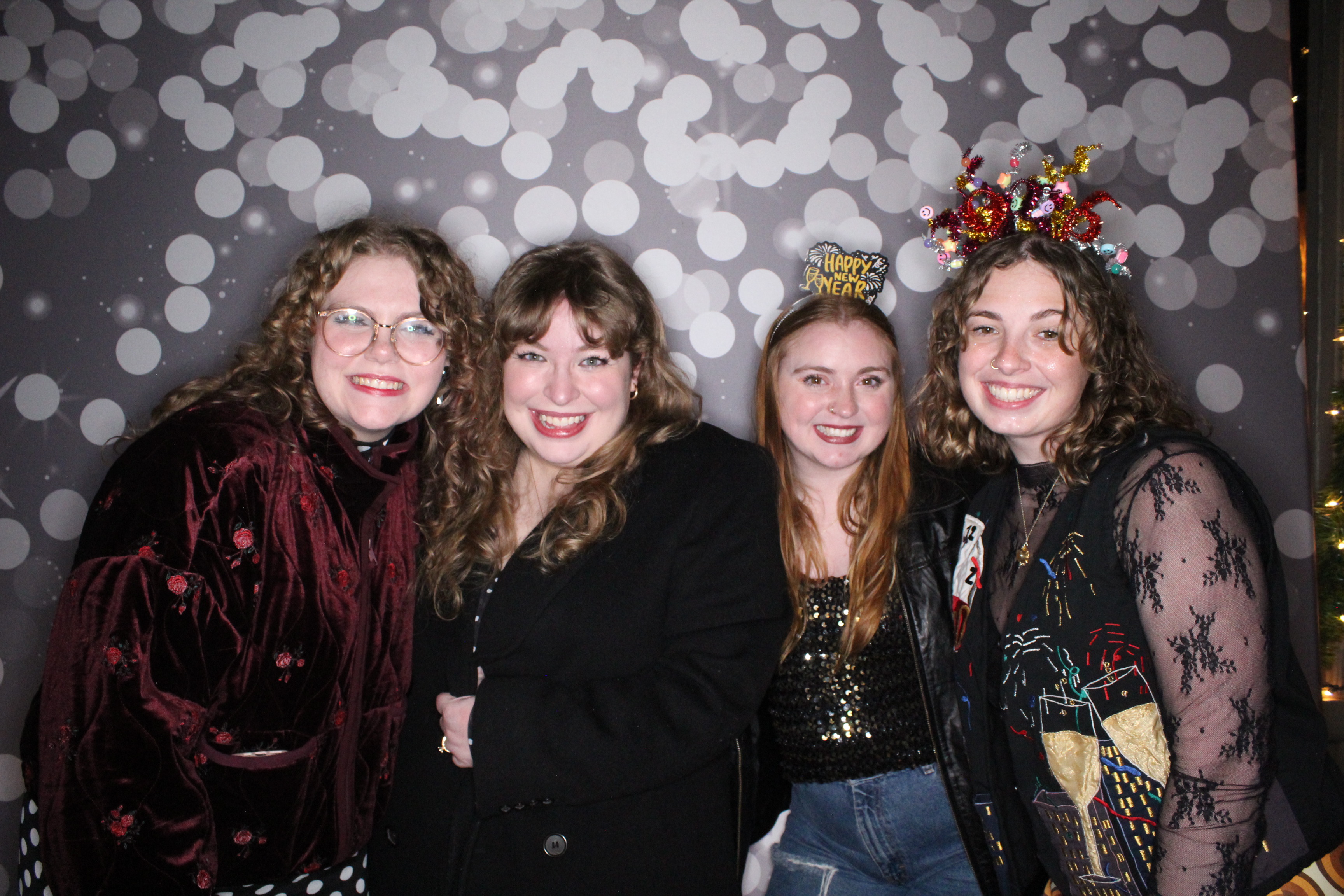 The Standard NYE Party | View more photos from the event at gallery.photoboothcincy.com/u/PhotoBoothCincy/The-Standard-NYE-Party