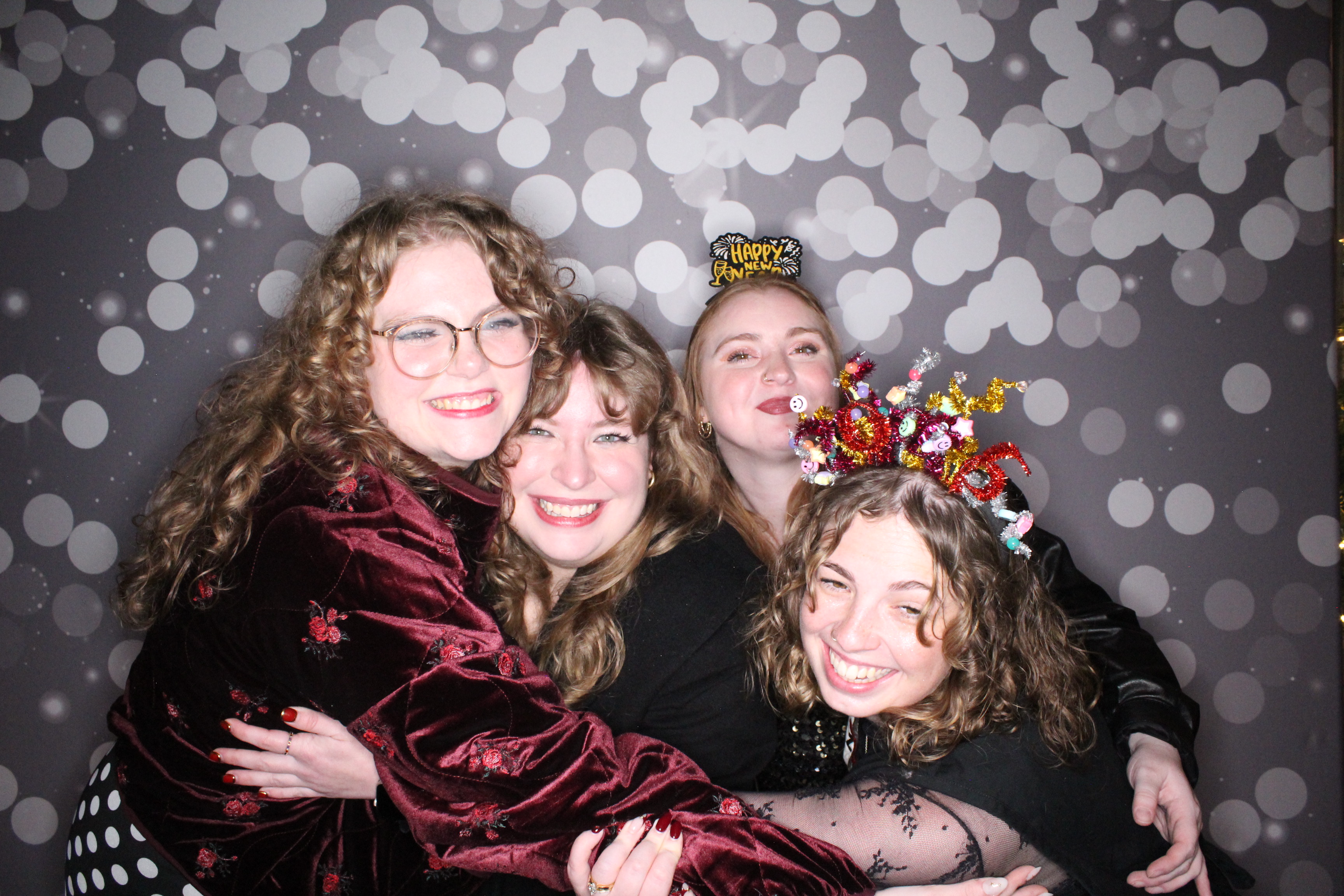 The Standard NYE Party | View more photos from the event at gallery.photoboothcincy.com/u/PhotoBoothCincy/The-Standard-NYE-Party