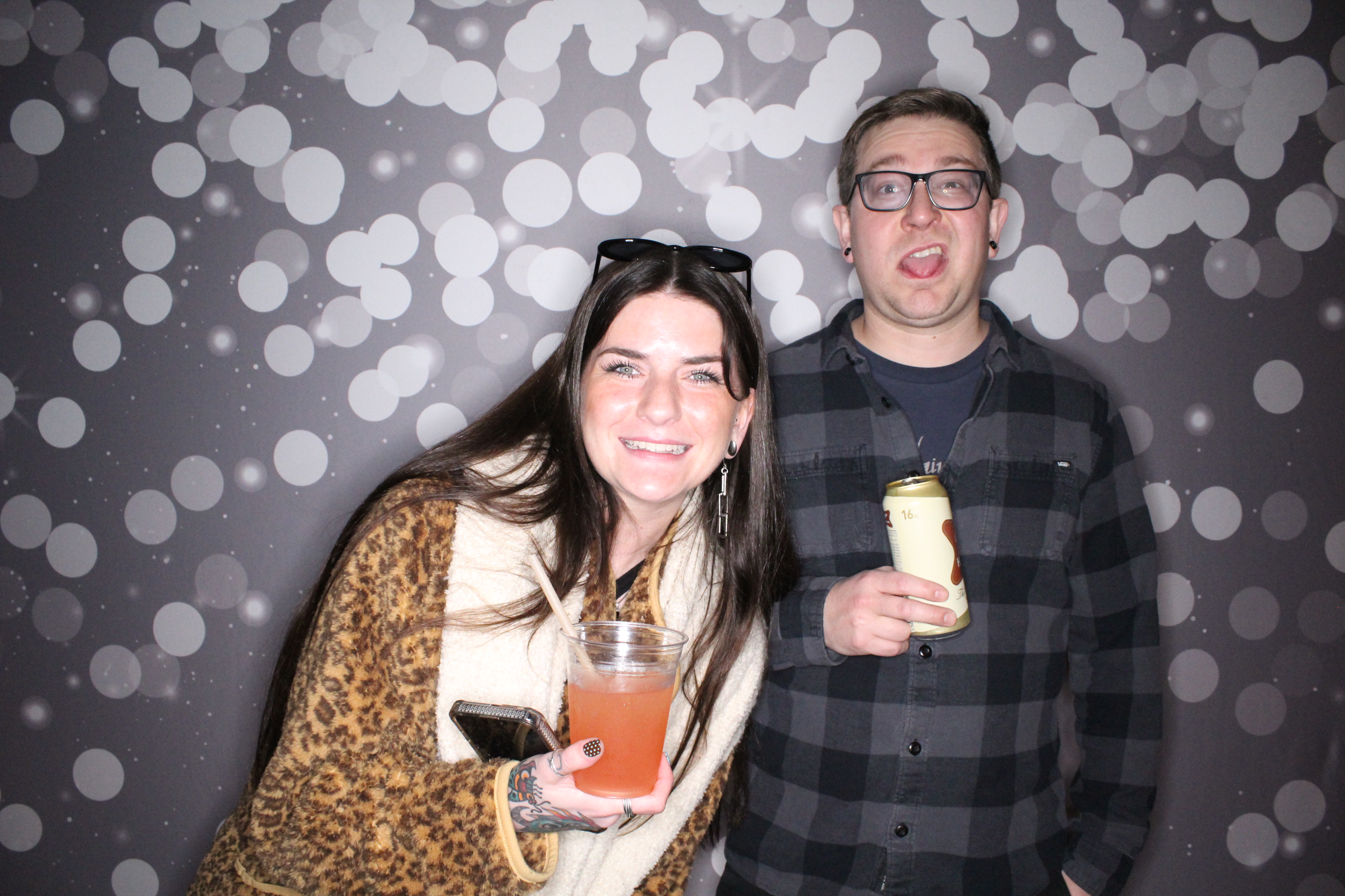 The Standard NYE Party | View more photos from the event at gallery.photoboothcincy.com/u/PhotoBoothCincy/The-Standard-NYE-Party