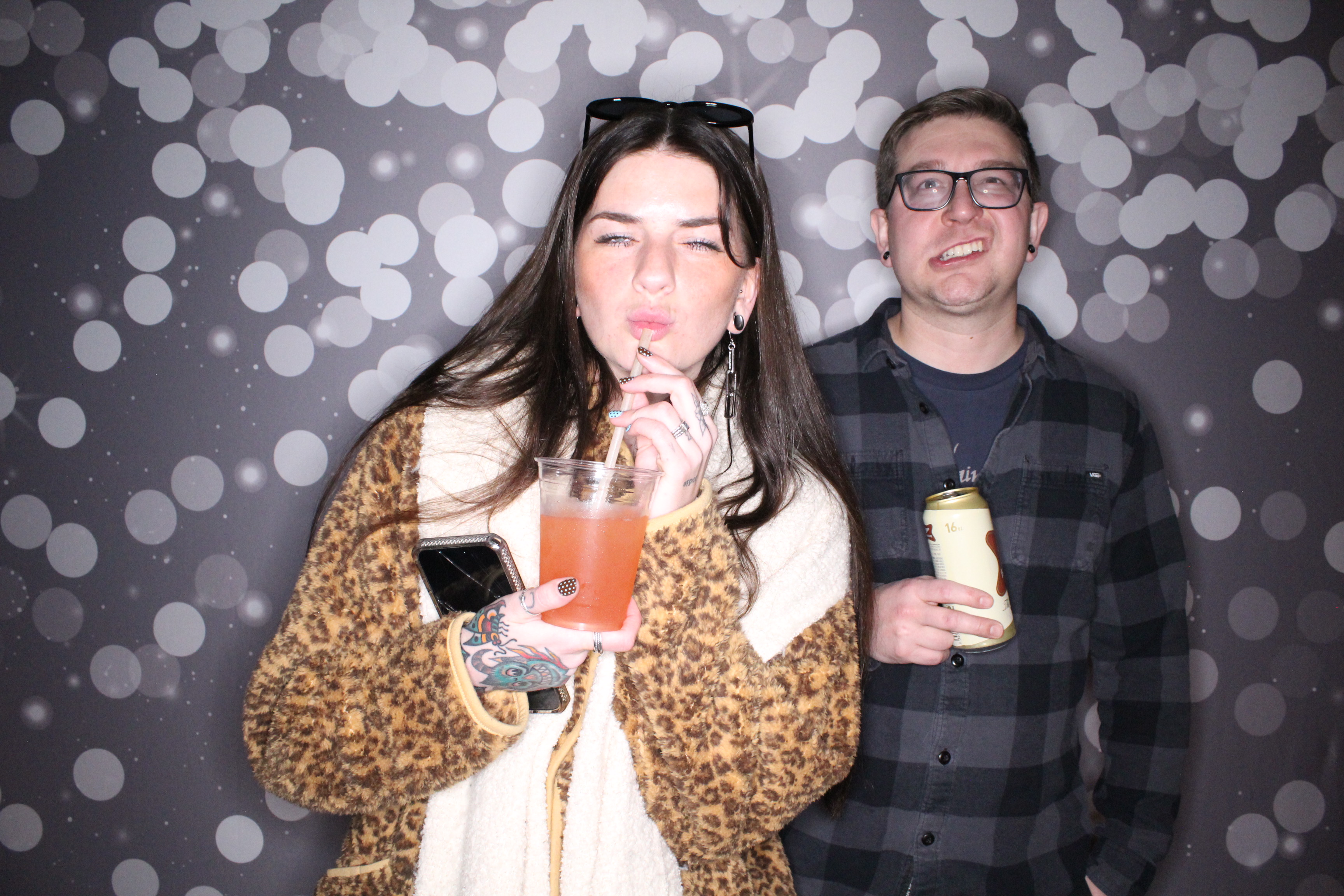 The Standard NYE Party | View more photos from the event at gallery.photoboothcincy.com/u/PhotoBoothCincy/The-Standard-NYE-Party