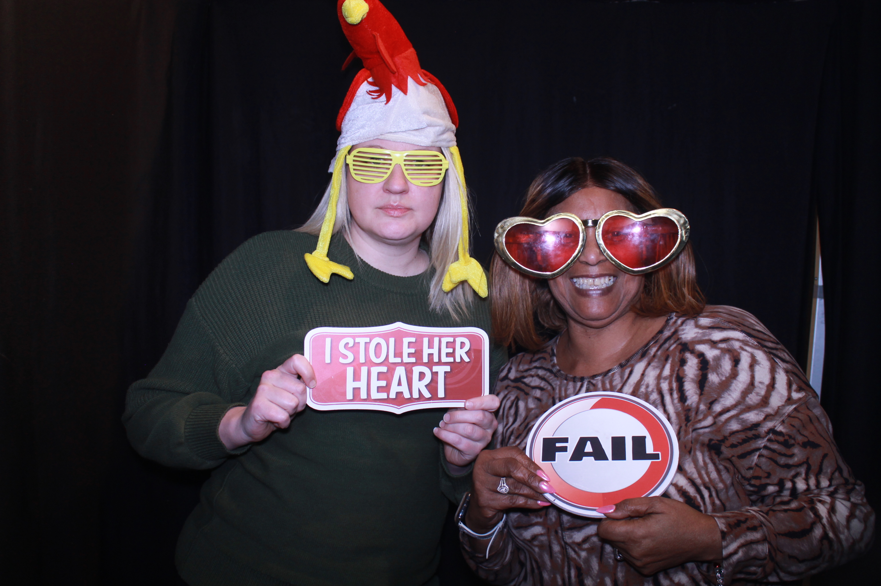 The Summit Employee Party | View more photos from the event at gallery.photoboothcincy.com/u/PhotoBoothCincy/The-Summit-Employee-Party