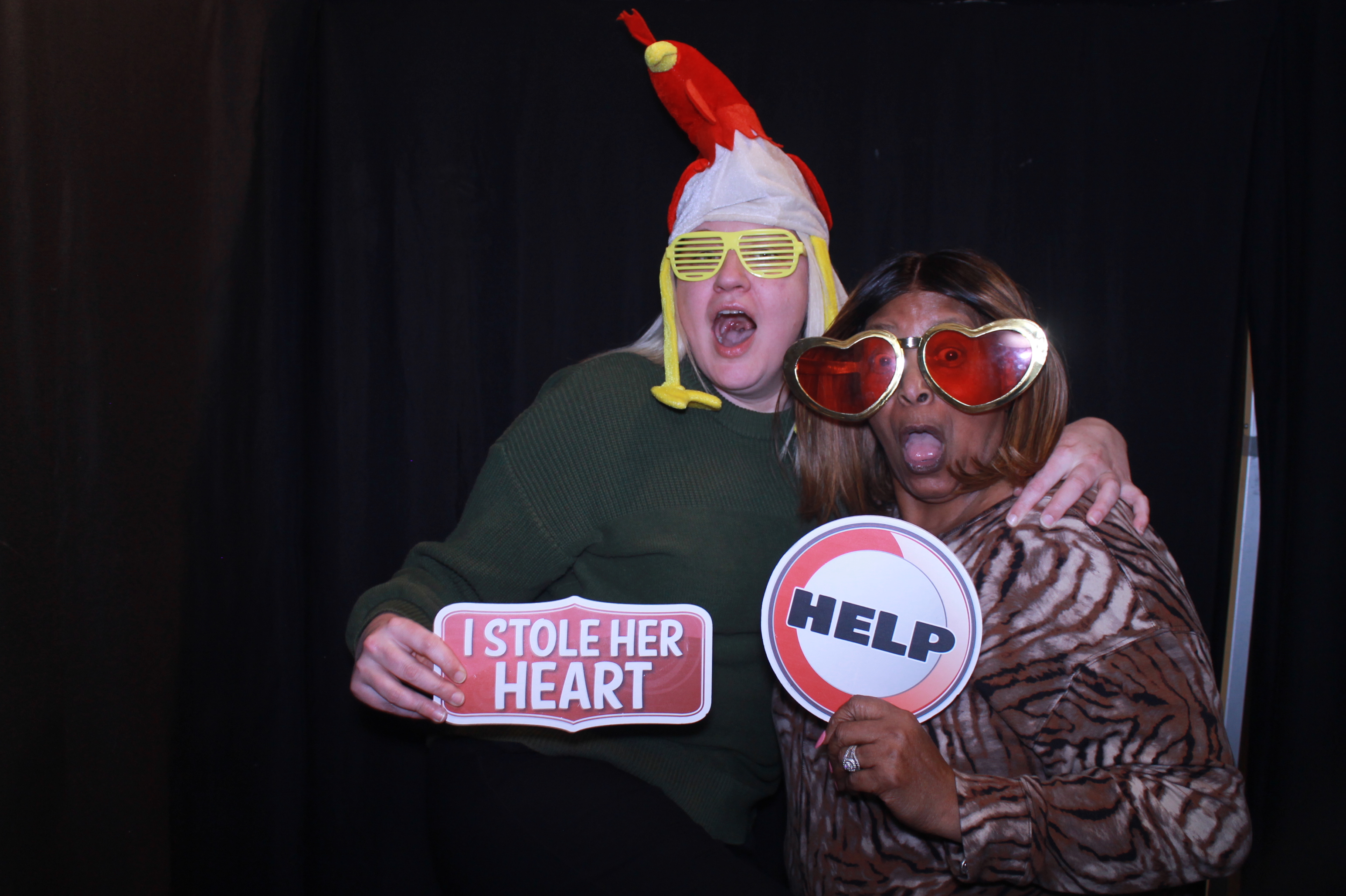 The Summit Employee Party | View more photos from the event at gallery.photoboothcincy.com/u/PhotoBoothCincy/The-Summit-Employee-Party