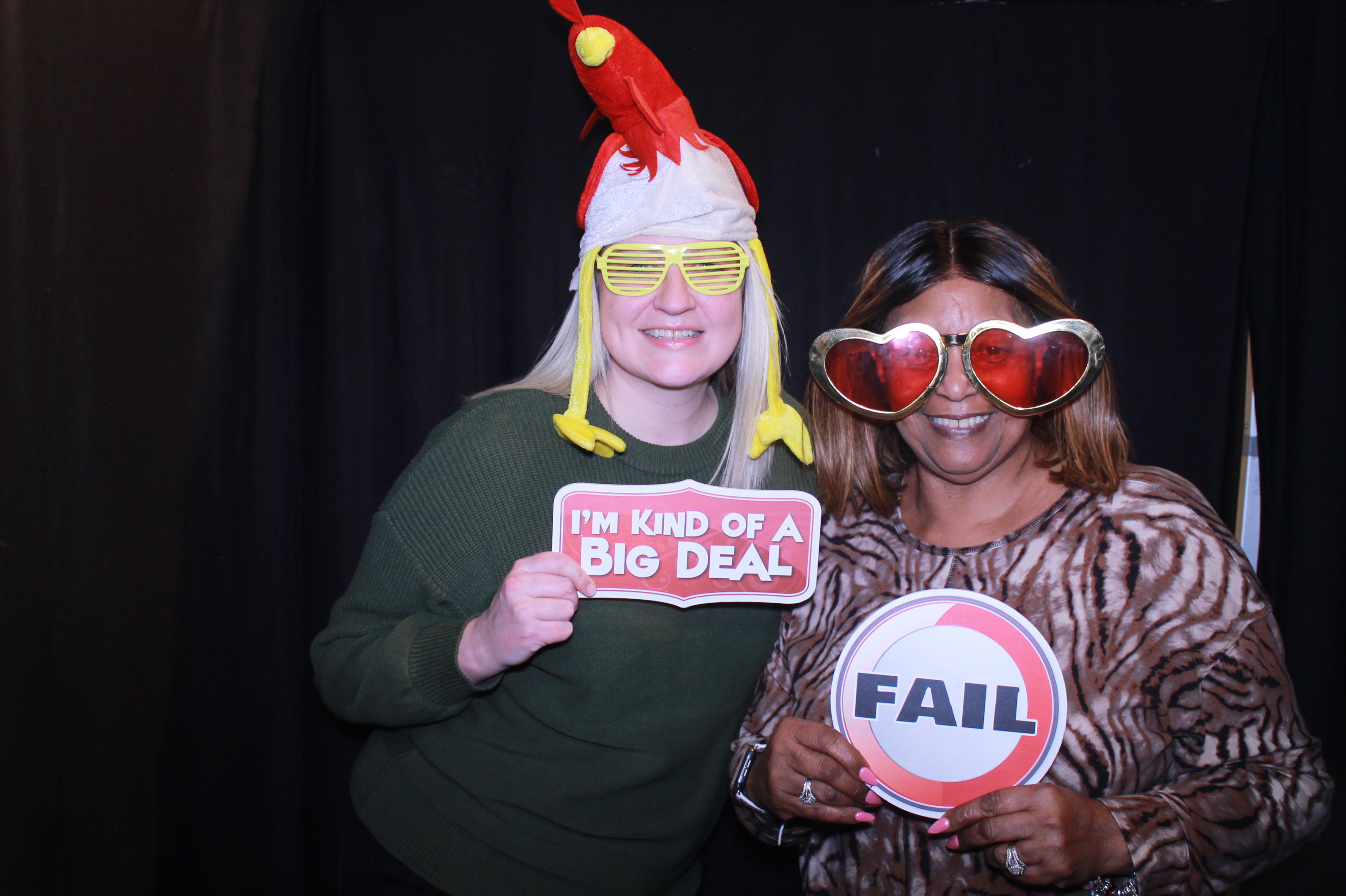 The Summit Employee Party | View more photos from the event at gallery.photoboothcincy.com/u/PhotoBoothCincy/The-Summit-Employee-Party