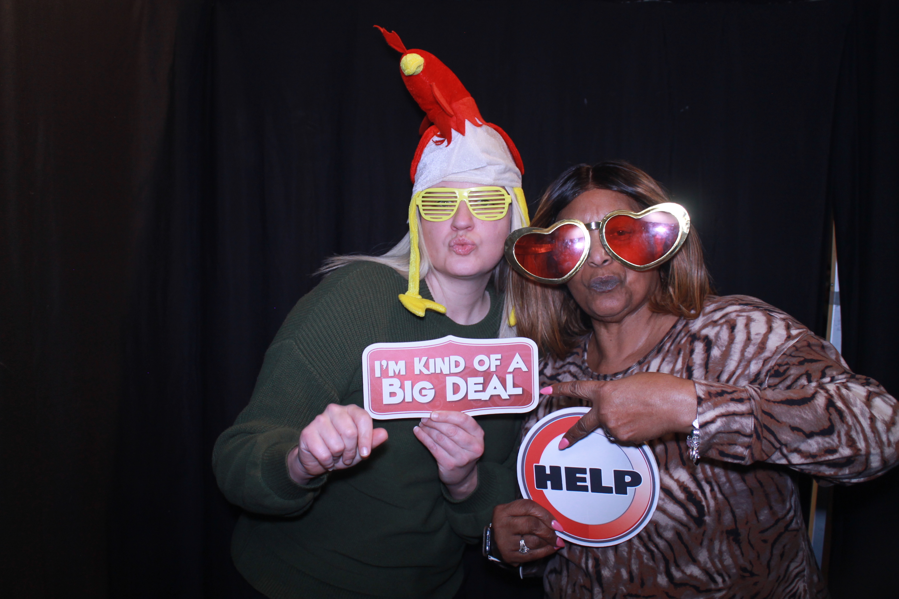 The Summit Employee Party | View more photos from the event at gallery.photoboothcincy.com/u/PhotoBoothCincy/The-Summit-Employee-Party