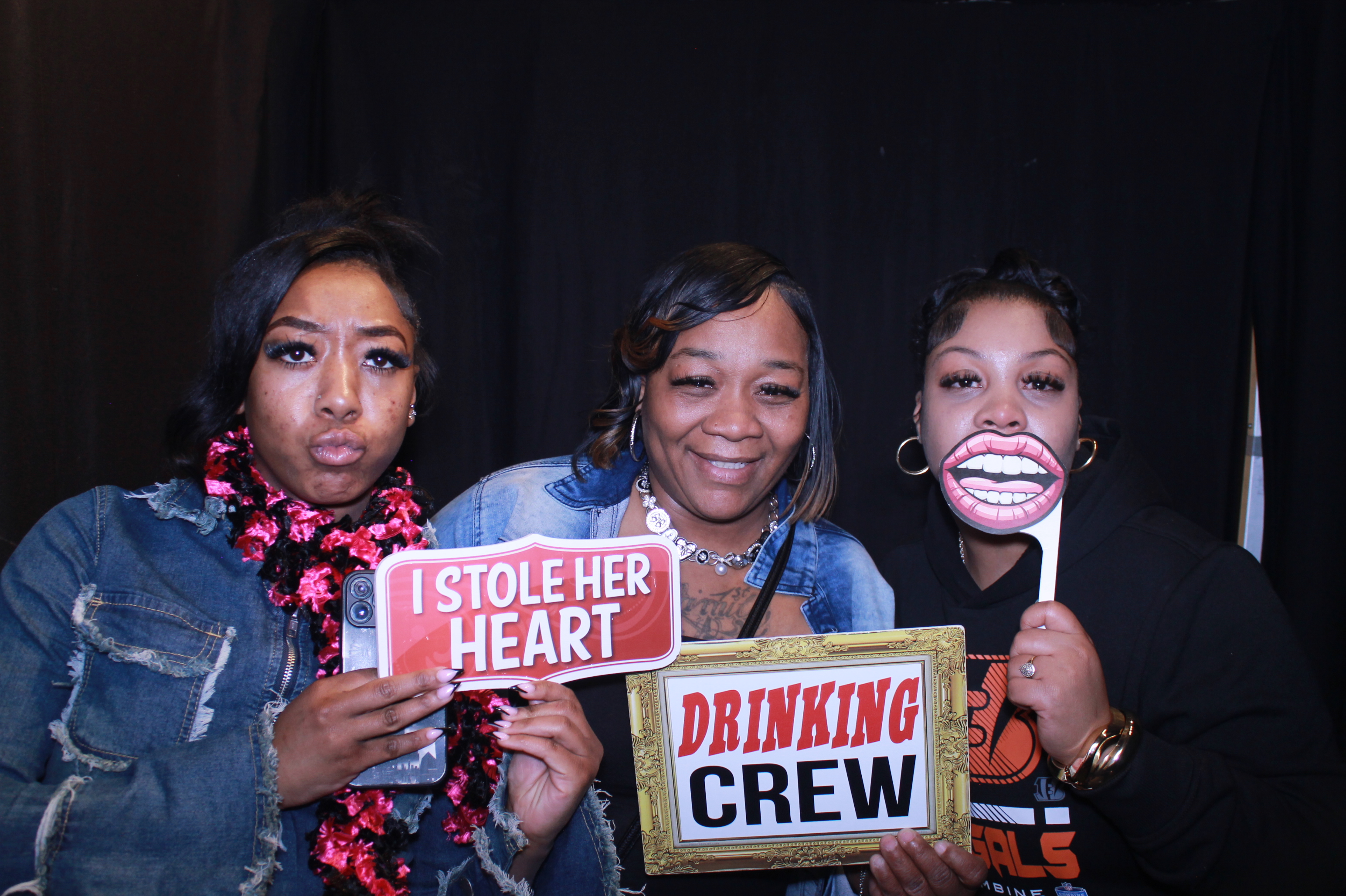 The Summit Employee Party | View more photos from the event at gallery.photoboothcincy.com/u/PhotoBoothCincy/The-Summit-Employee-Party