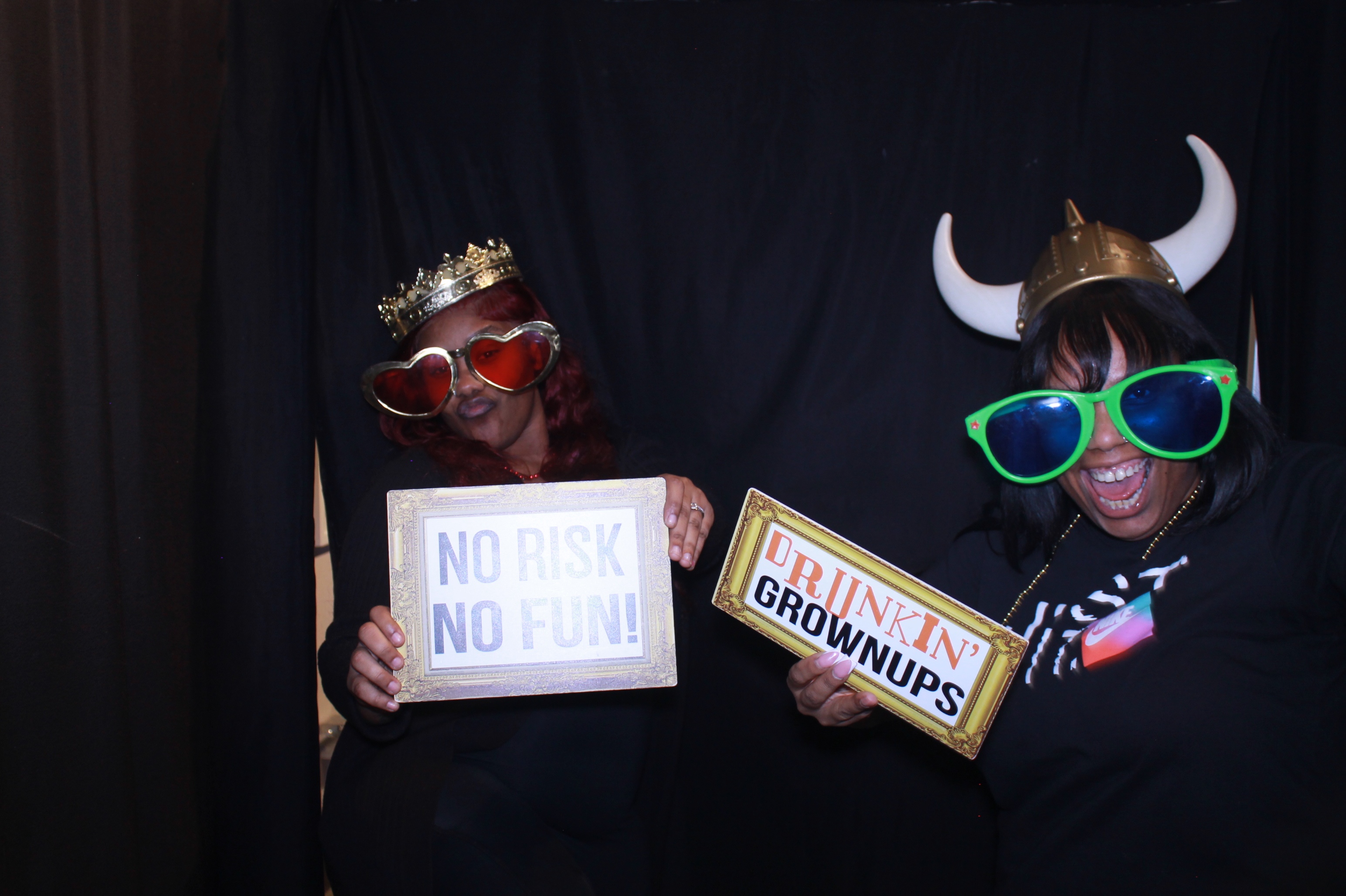 The Summit Employee Party | View more photos from the event at gallery.photoboothcincy.com/u/PhotoBoothCincy/The-Summit-Employee-Party