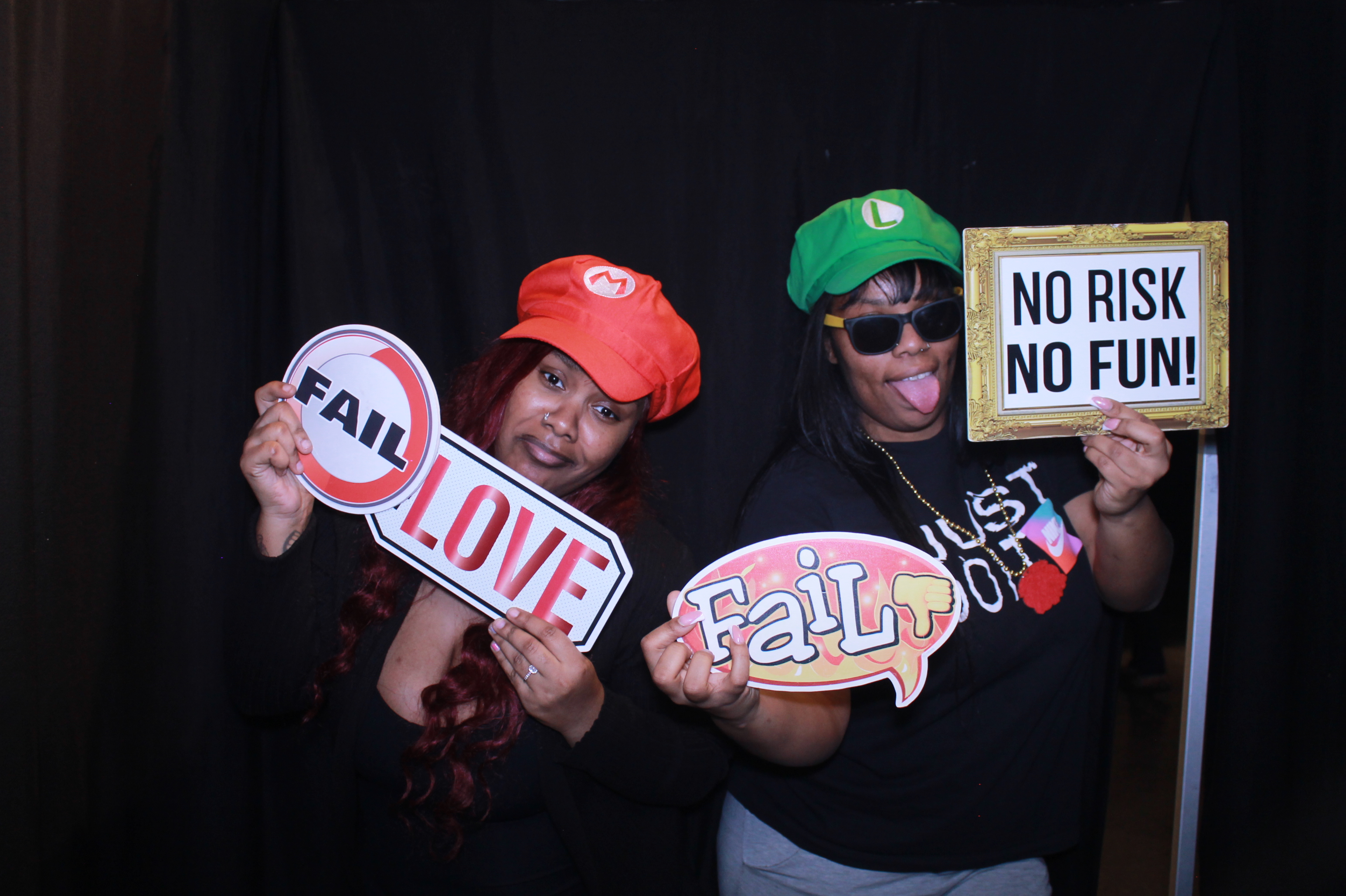 The Summit Employee Party | View more photos from the event at gallery.photoboothcincy.com/u/PhotoBoothCincy/The-Summit-Employee-Party