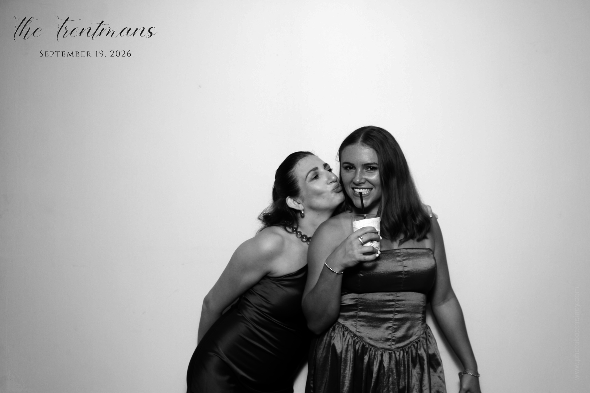 The Trentmans | View more photos from the event at gallery.photoboothcincy.com/u/PhotoBoothCincy/The-Trentmans