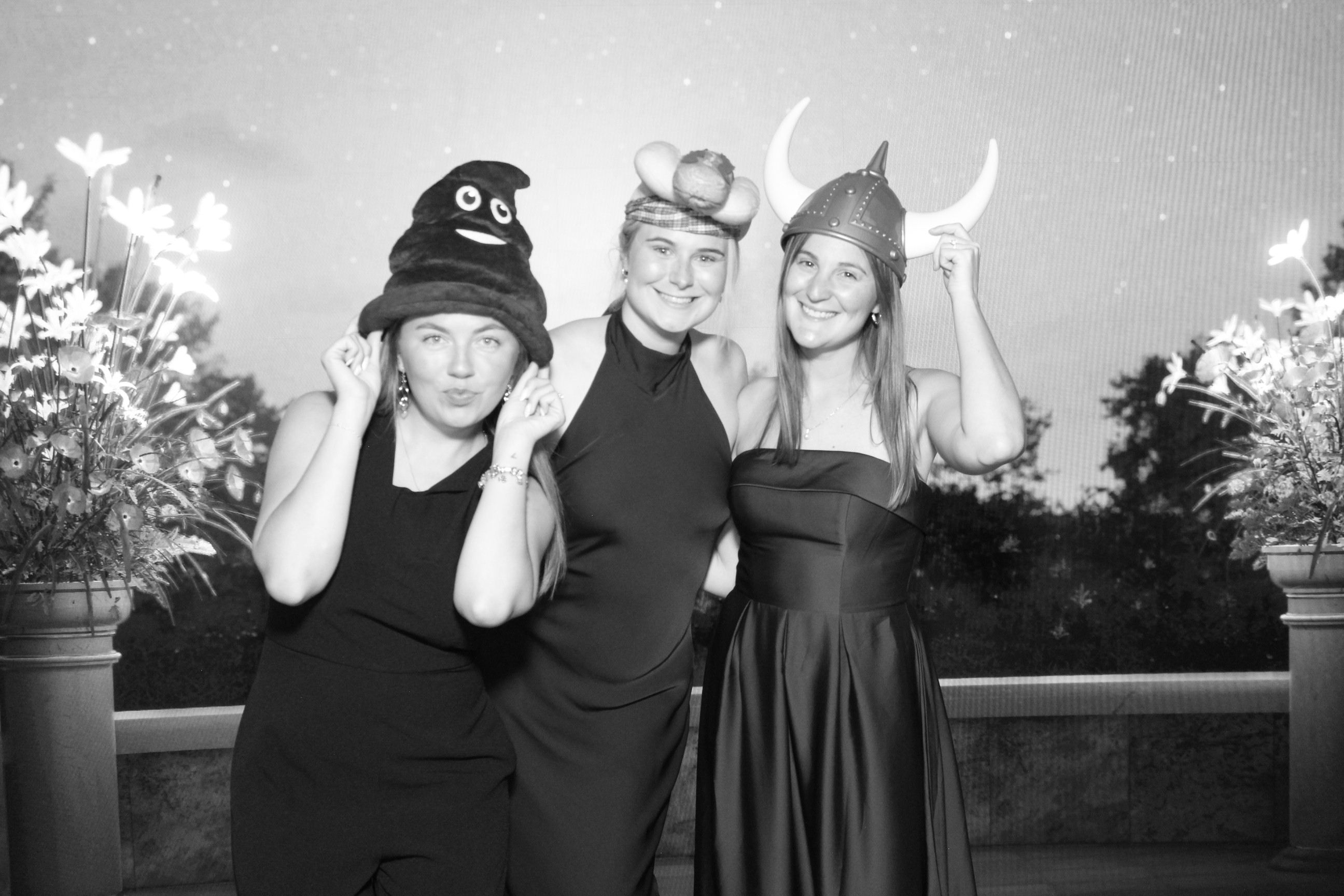 The Wards Reception | View more photos from the event at gallery.photoboothcincy.com/u/PhotoBoothCincy/The-Wards-Reception