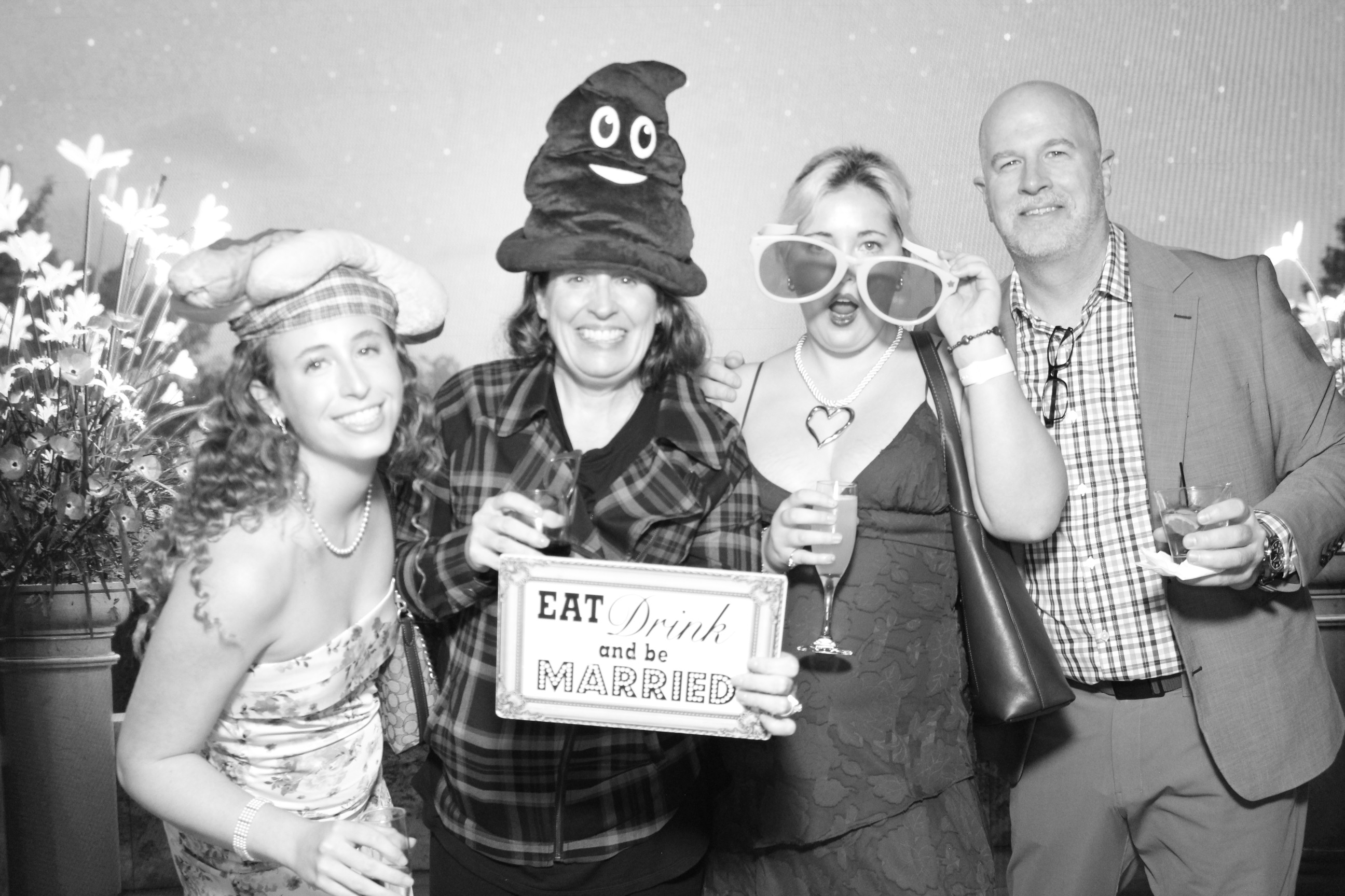 The Wards Reception | View more photos from the event at gallery.photoboothcincy.com/u/PhotoBoothCincy/The-Wards-Reception