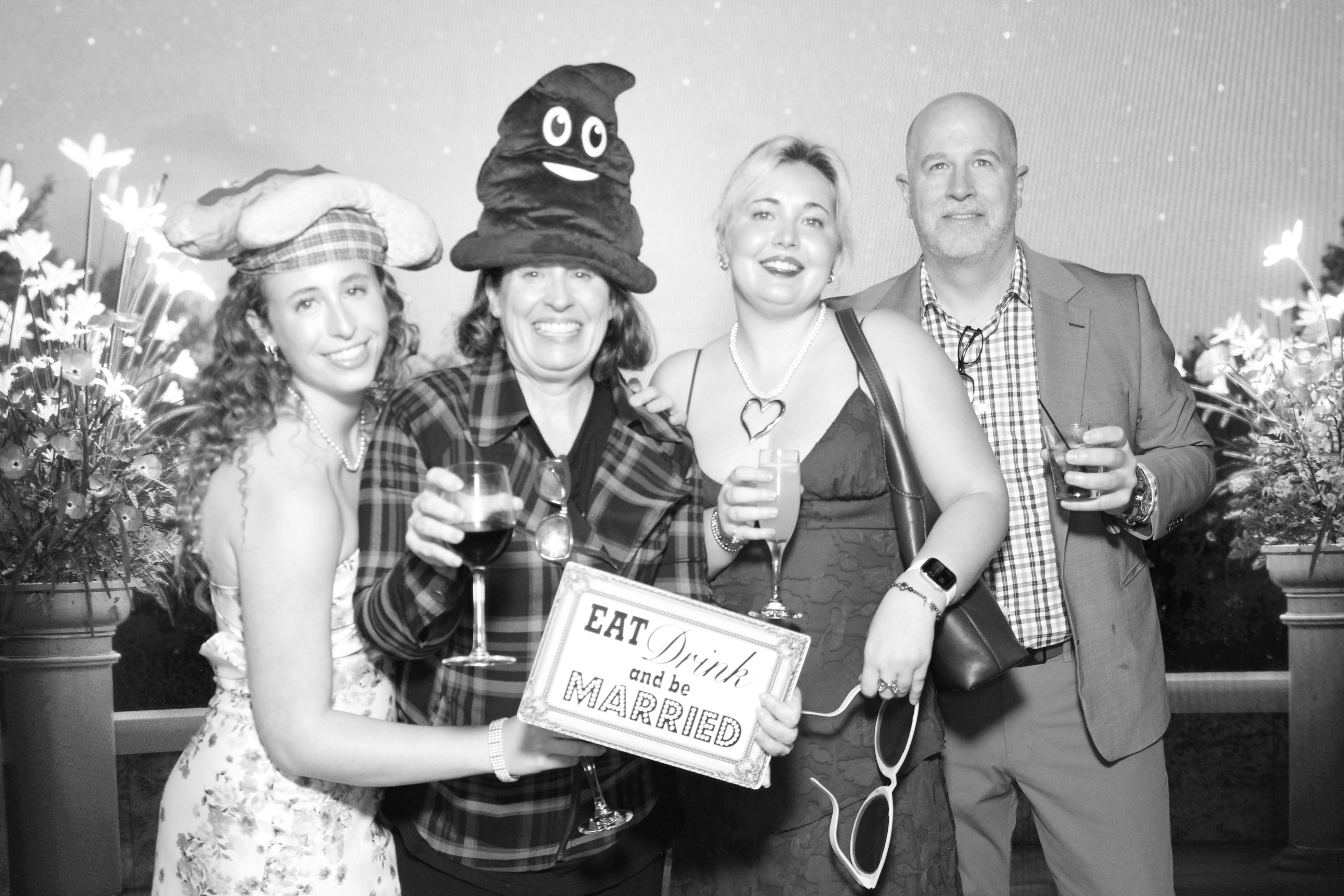 The Wards Reception | View more photos from the event at gallery.photoboothcincy.com/u/PhotoBoothCincy/The-Wards-Reception
