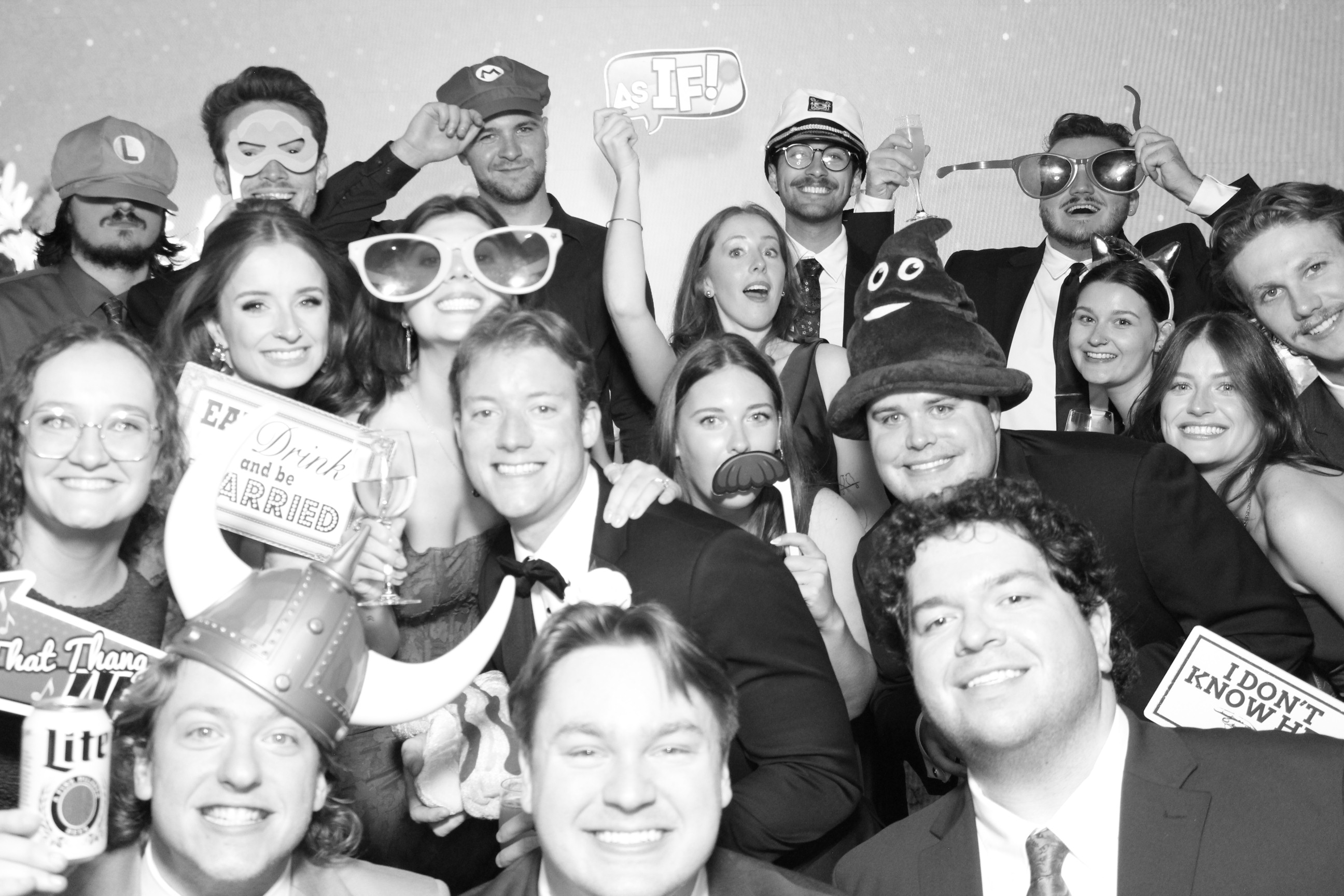 The Wards Reception | View more photos from the event at gallery.photoboothcincy.com/u/PhotoBoothCincy/The-Wards-Reception