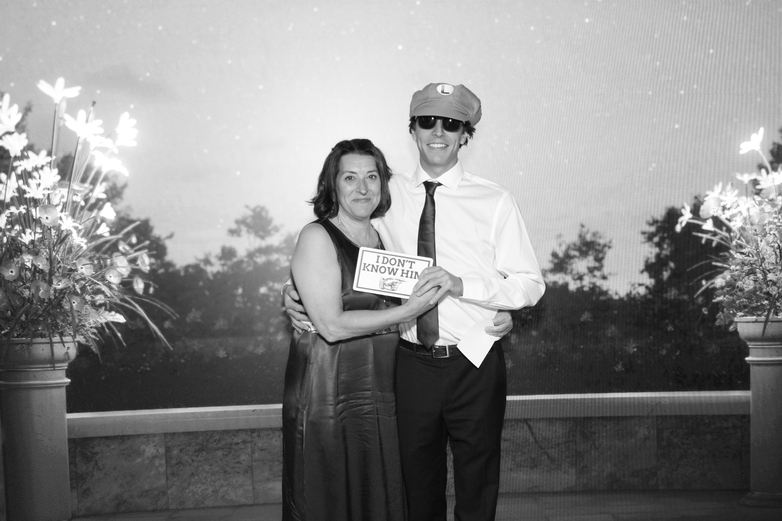 The Wards Reception | View more photos from the event at gallery.photoboothcincy.com/u/PhotoBoothCincy/The-Wards-Reception