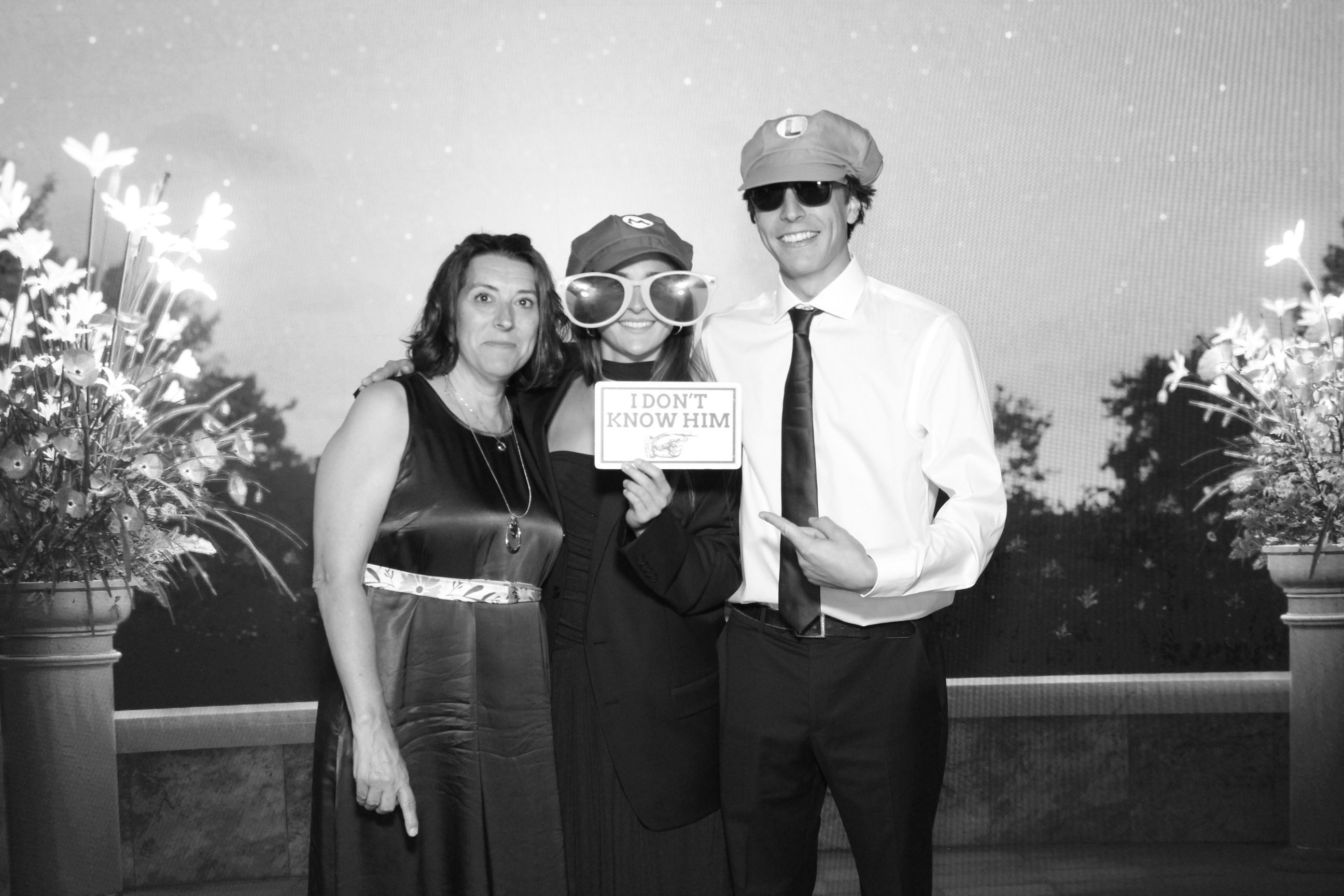 The Wards Reception | View more photos from the event at gallery.photoboothcincy.com/u/PhotoBoothCincy/The-Wards-Reception