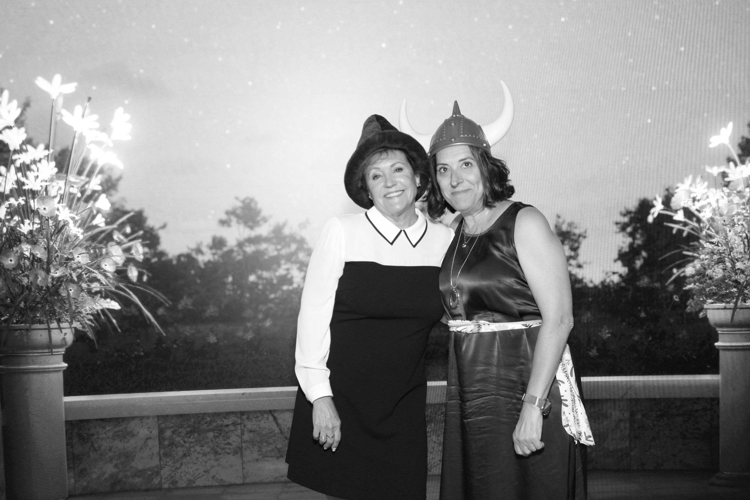 The Wards Reception | View more photos from the event at gallery.photoboothcincy.com/u/PhotoBoothCincy/The-Wards-Reception