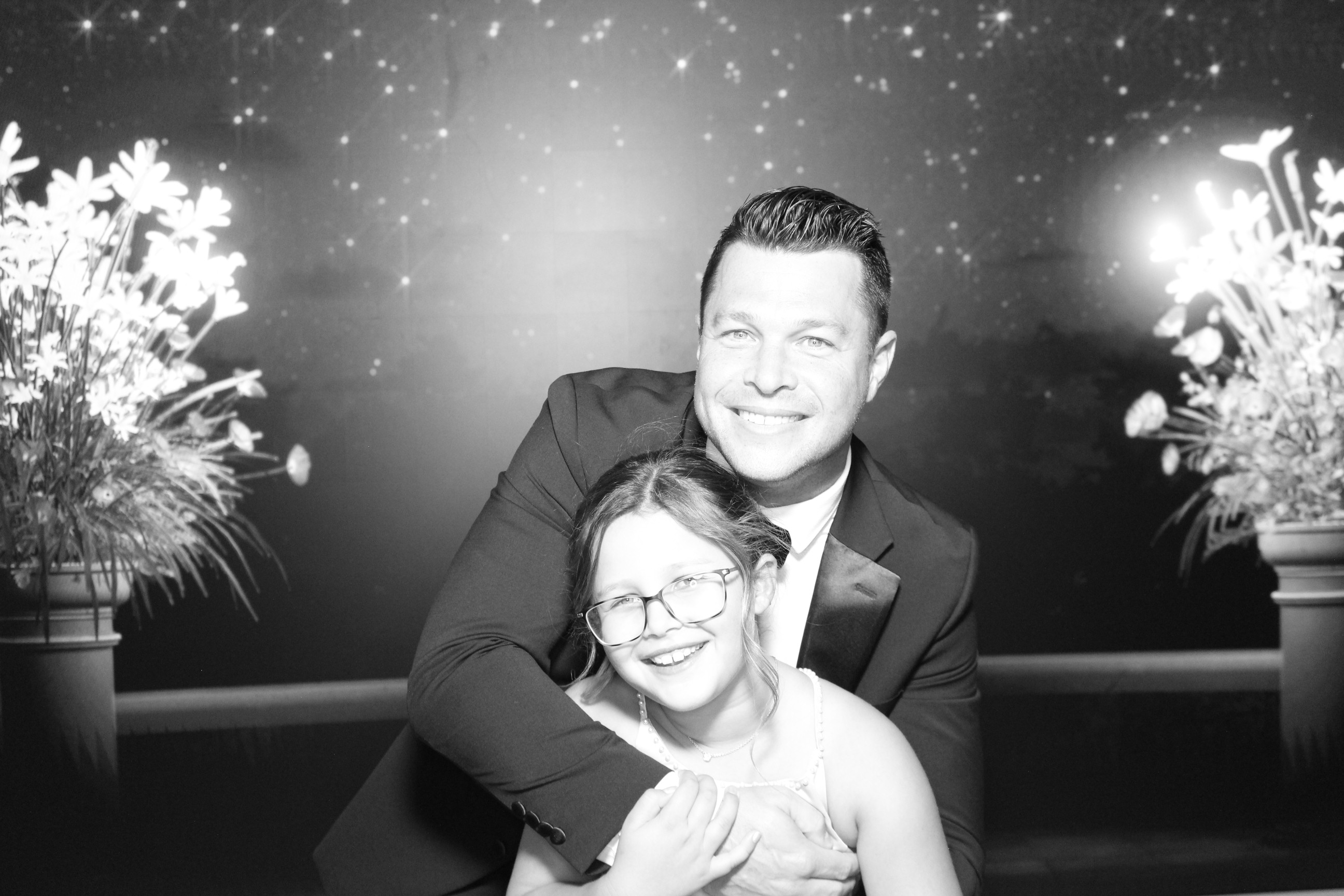The Wards Reception | View more photos from the event at gallery.photoboothcincy.com/u/PhotoBoothCincy/The-Wards-Reception