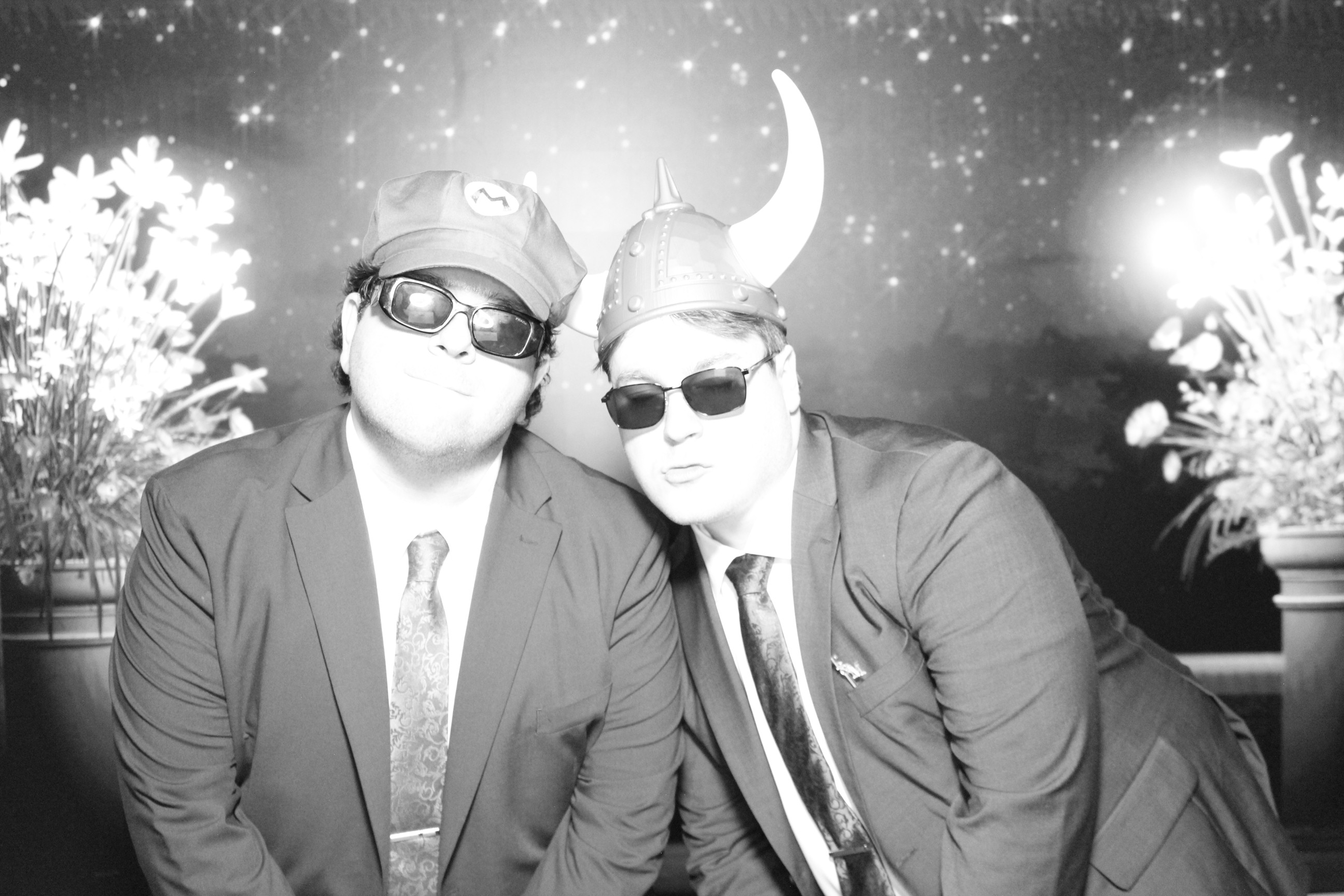 The Wards Reception | View more photos from the event at gallery.photoboothcincy.com/u/PhotoBoothCincy/The-Wards-Reception
